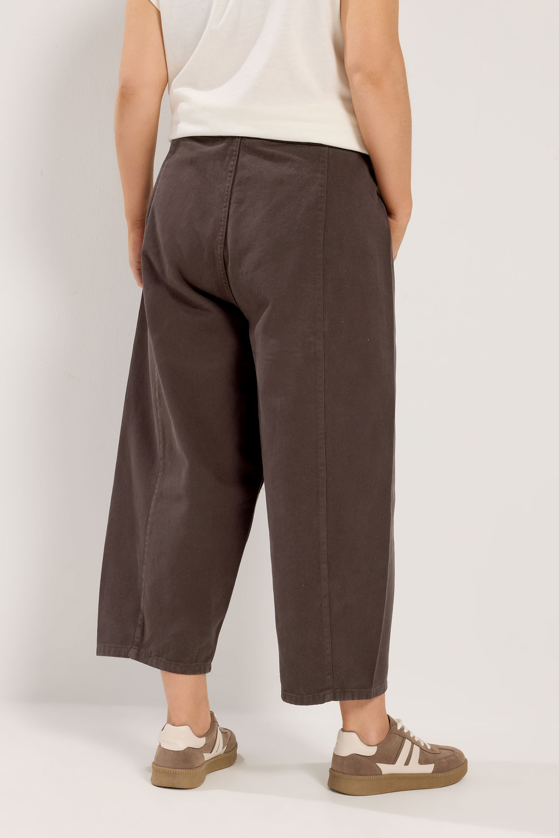 YOURS Plus Size Brown Barrel Leg Cropped Jeans | Yours Clothing 2