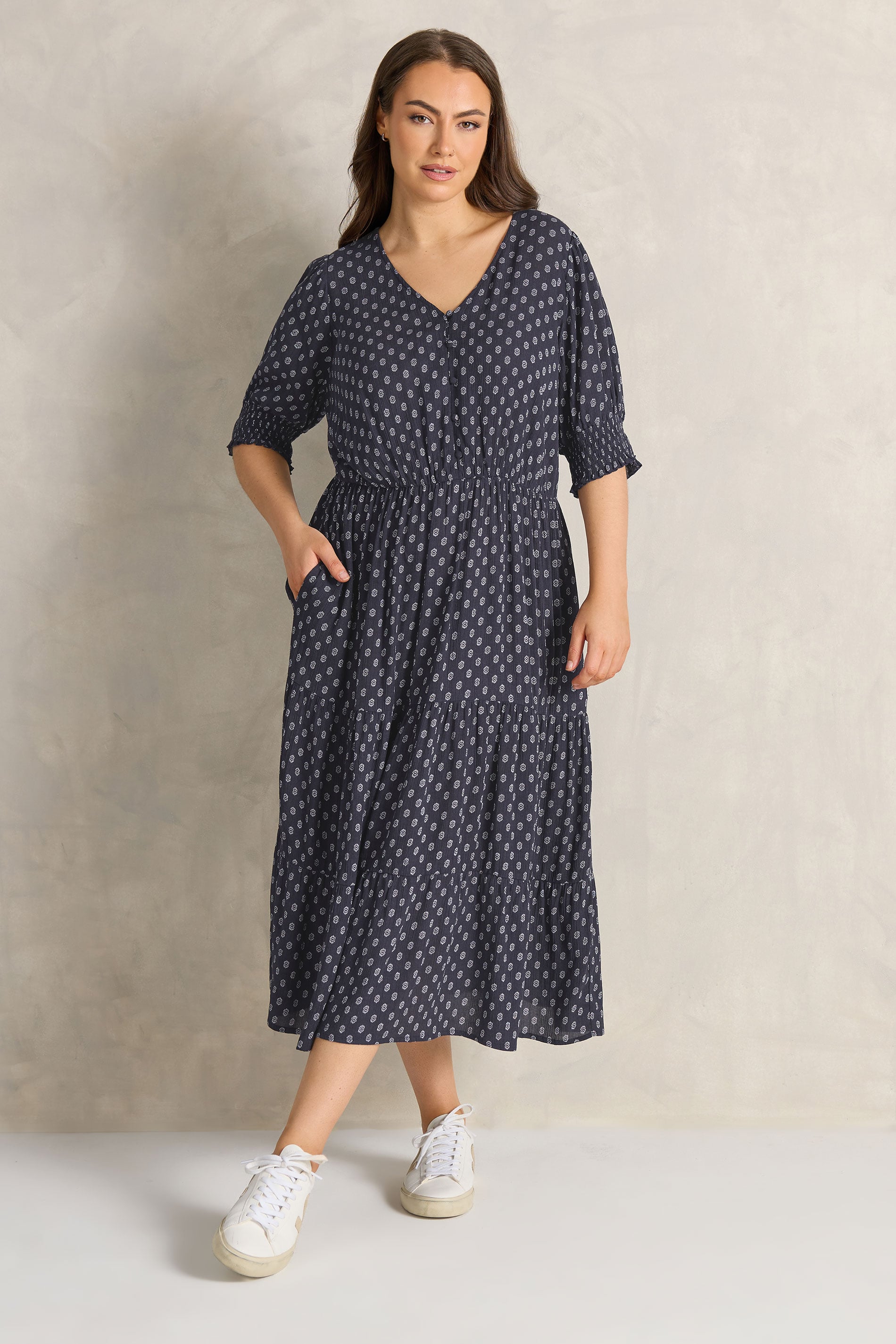 EVANS Plus Size Navy Blue Dobby Tiered Maxi Dress | Evans 2