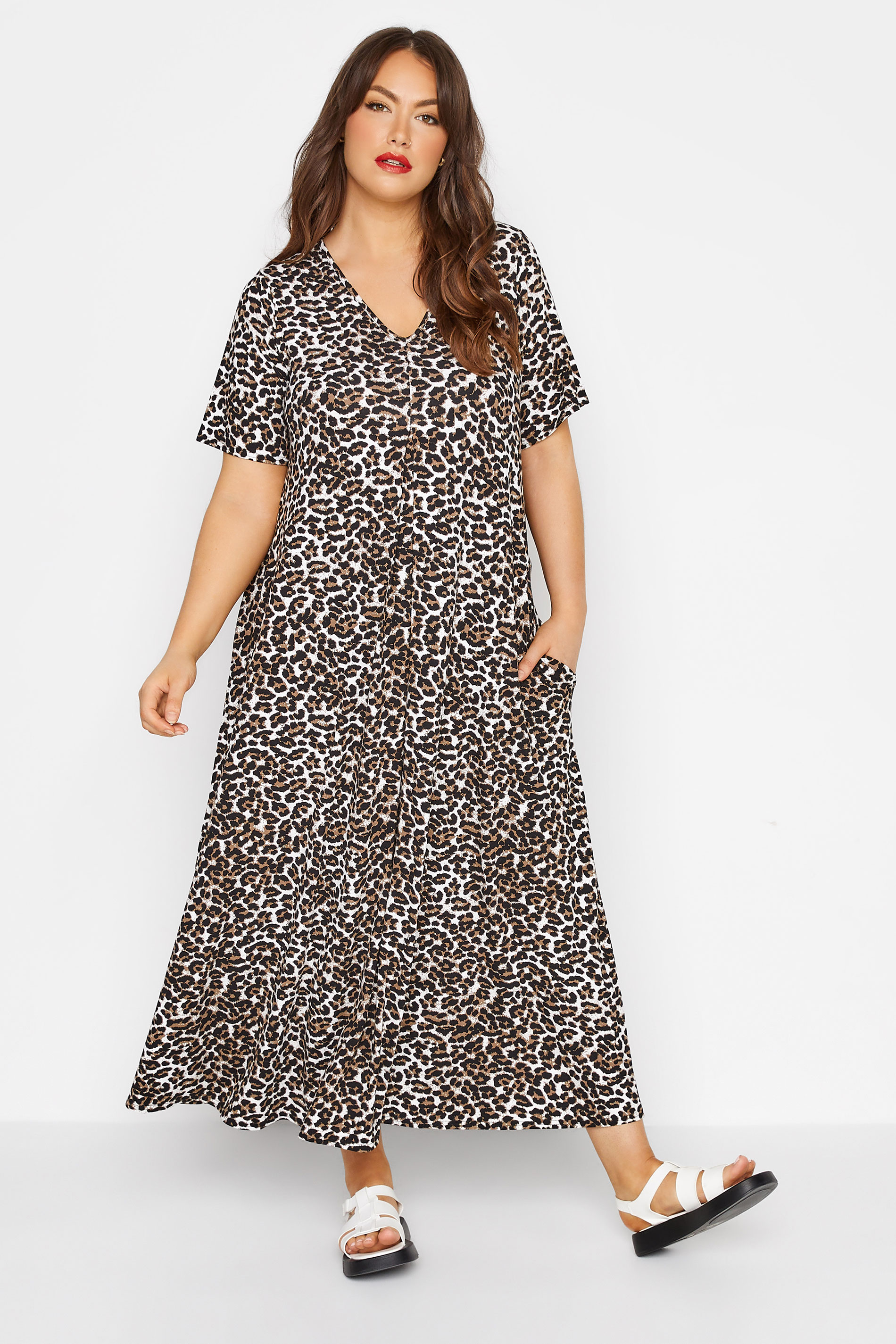 LIMITED COLLECTION Plus Size Brown Leopard Print Pleat Front Maxi Dress | Yours Clothing  2