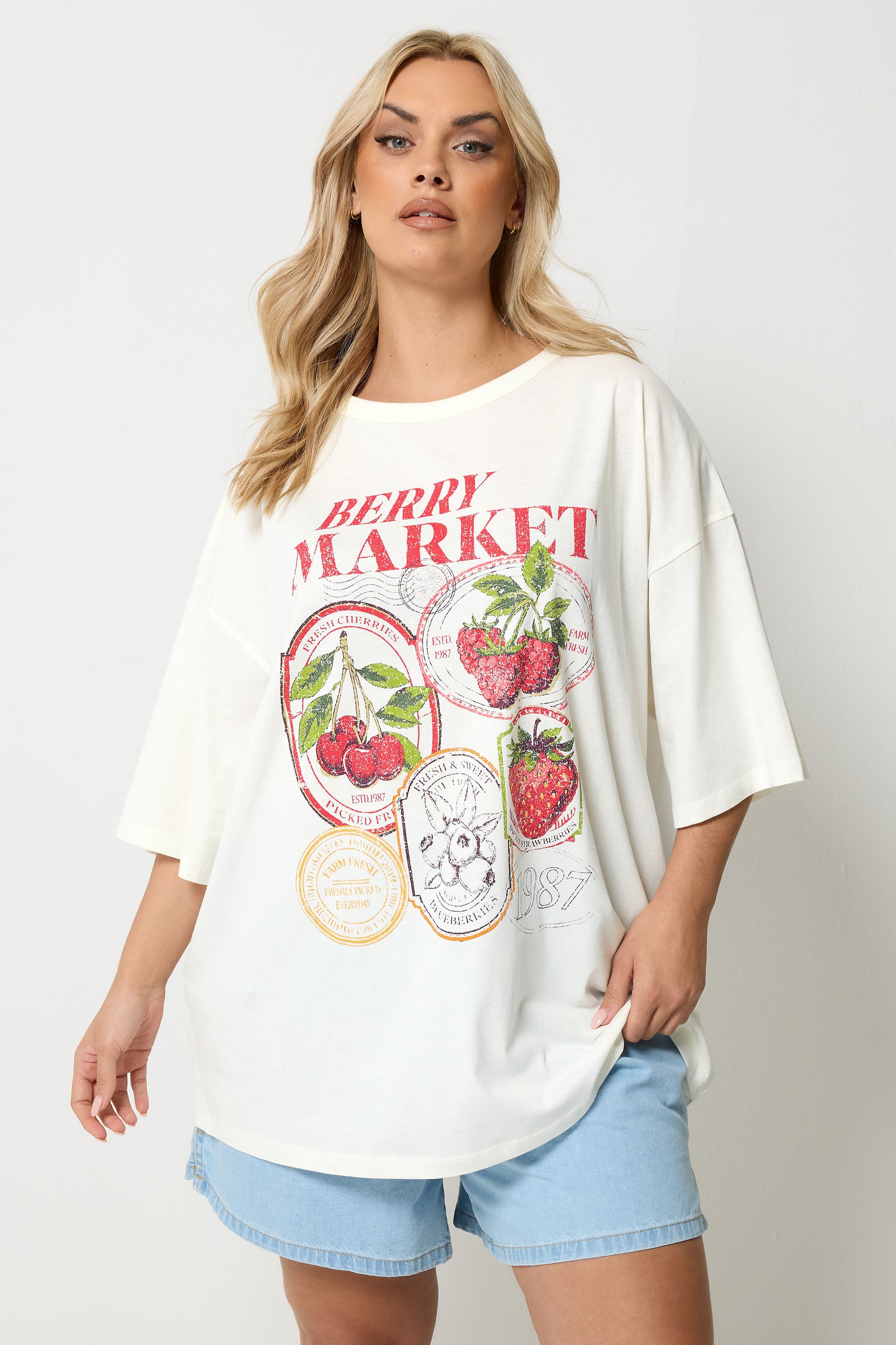 YOURS Plus Size Ivory White 'Berry Market' Graphic T-Shirt | Yours Clothing 3
