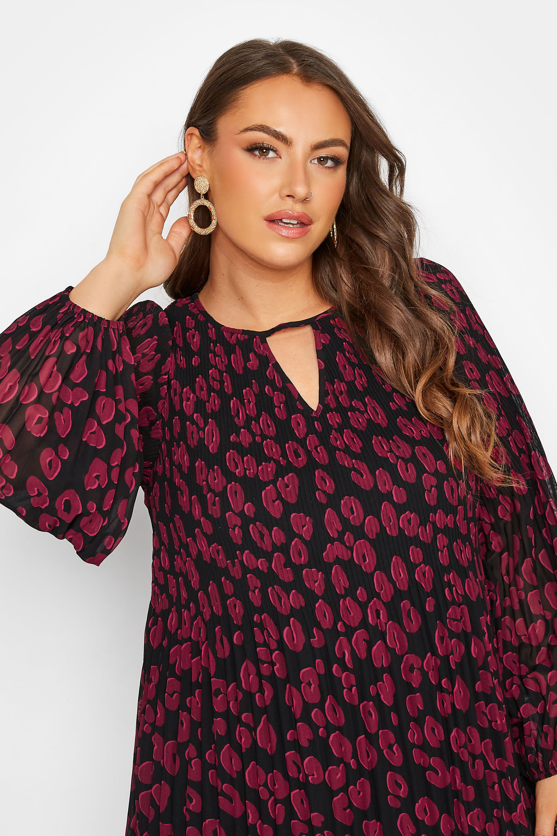 YOURS LONDON Plus Size Red Leopard Print Pleat Blouse | Yours Clothing 3