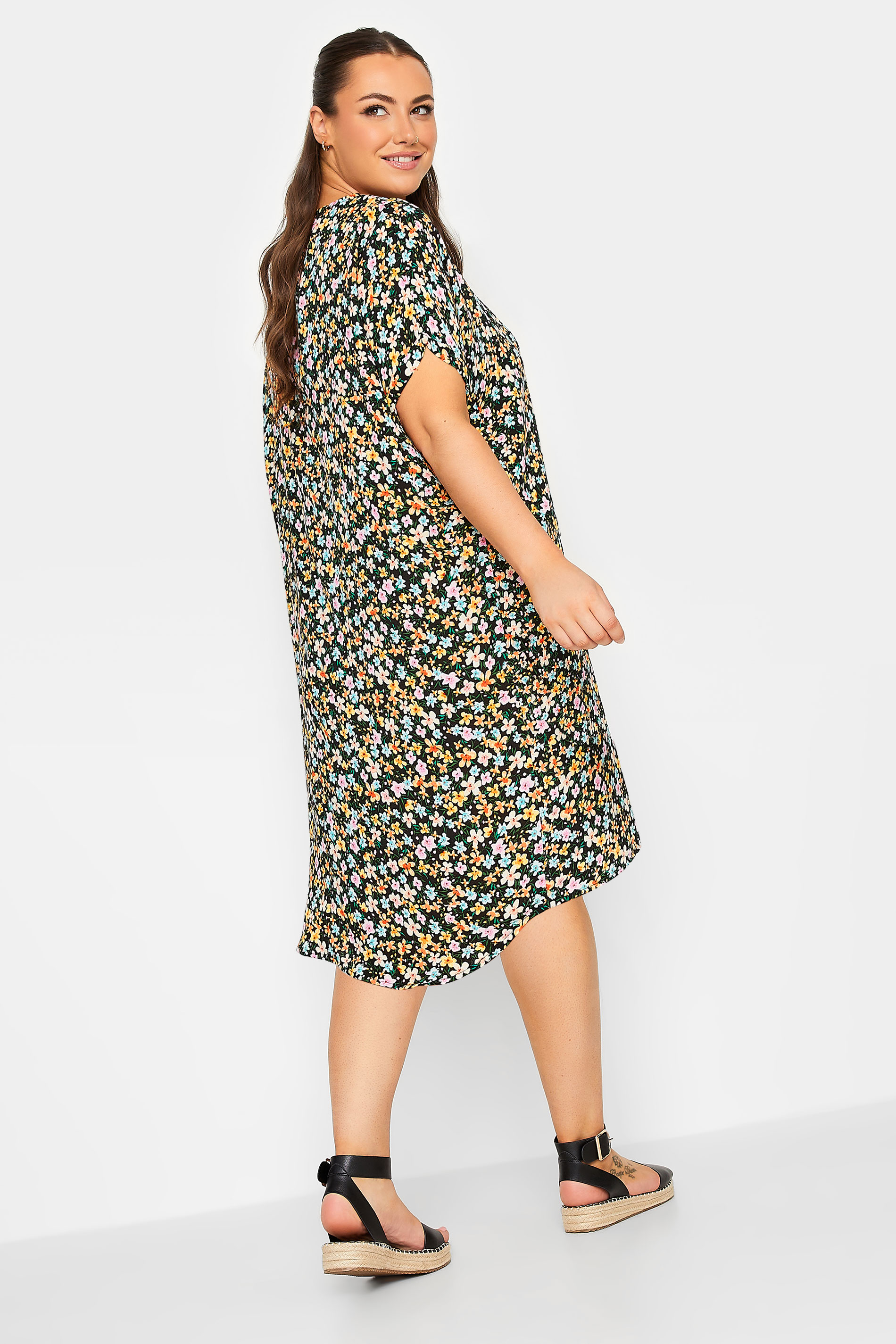 YOURS Plus Size Black Floral Tunic Dress | Yours Clothing 3