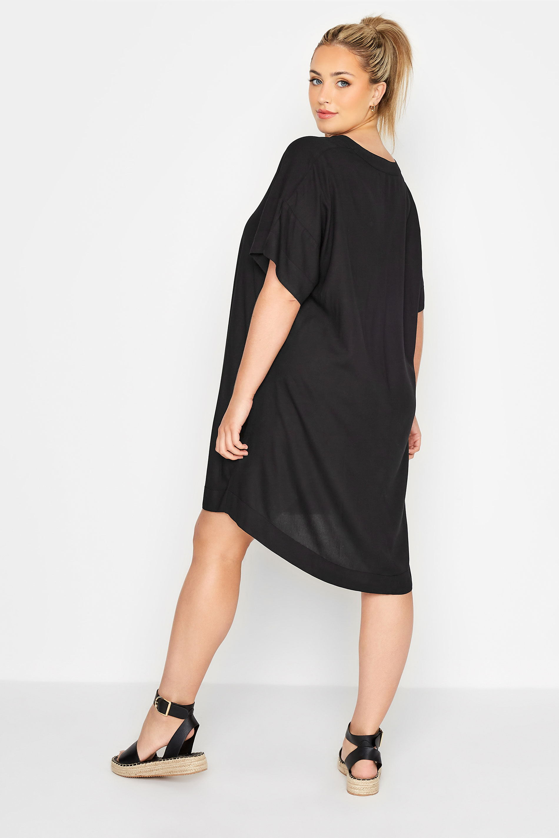 Robes Grande Taille Grande taille  Robes Casual | LIMITED COLLECTION - Robe Noire Style Chemisier - JM75091