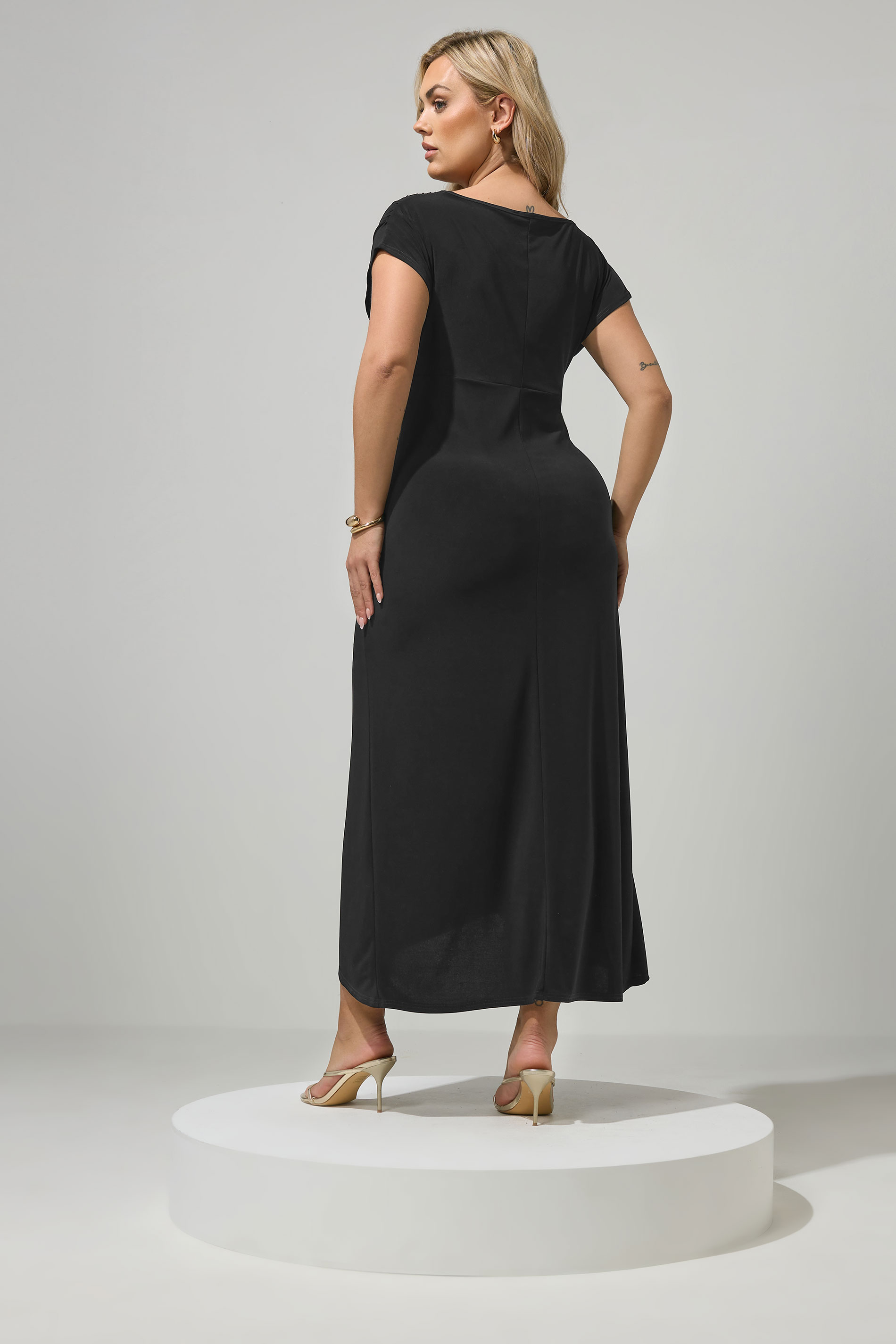 YOURS LONDON Plus Size Black Gather Detail Dress | Yours Clothing 2