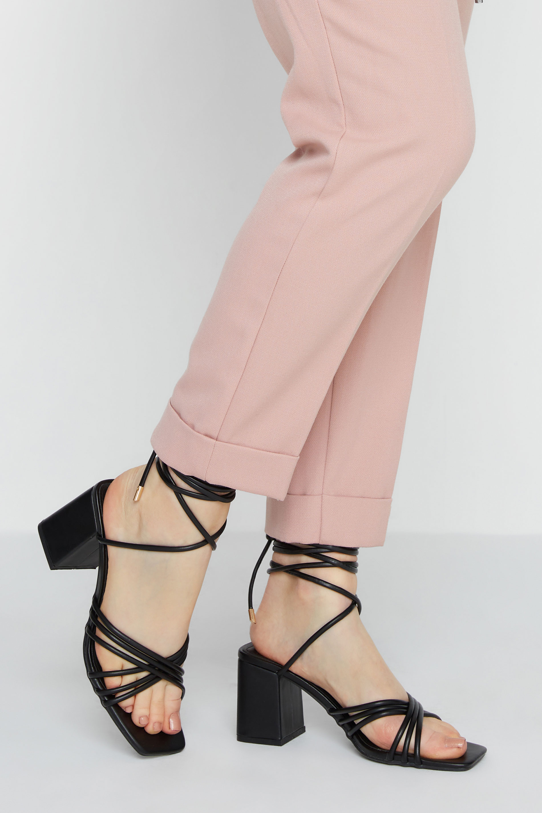 Grande taille  Shoes Grande taille  Heels | PixieGirl Black Strappy Lace Up Block Heels In Standard D Fit - FA60504