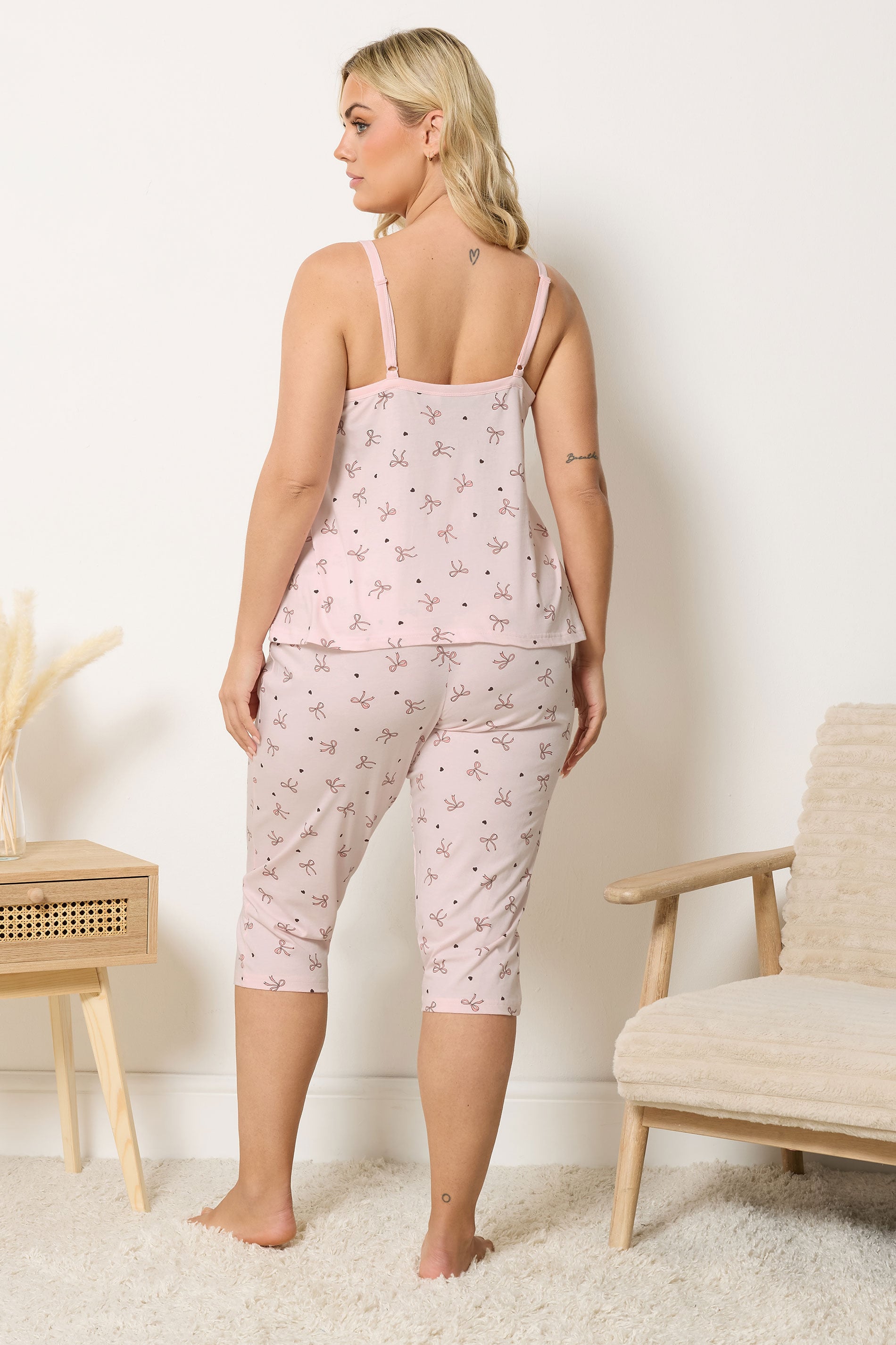 YOURS Plus Size Pink Bow & Heart Cami Cropped Pyjama Set | Yours Clothing 2