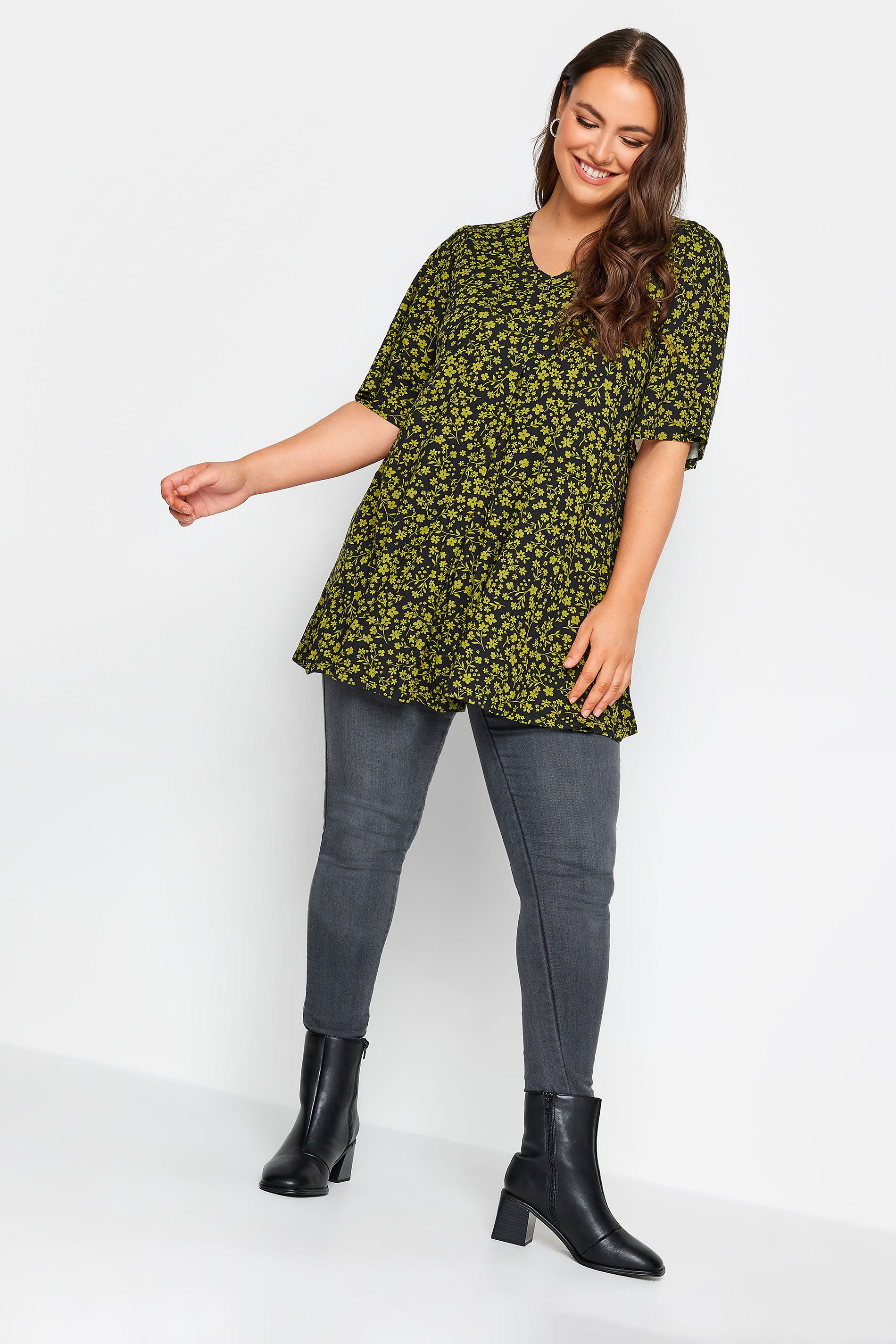 YOURS Plus Size Yellow Floral Print Pleat Front Top | Yours Clothing 3