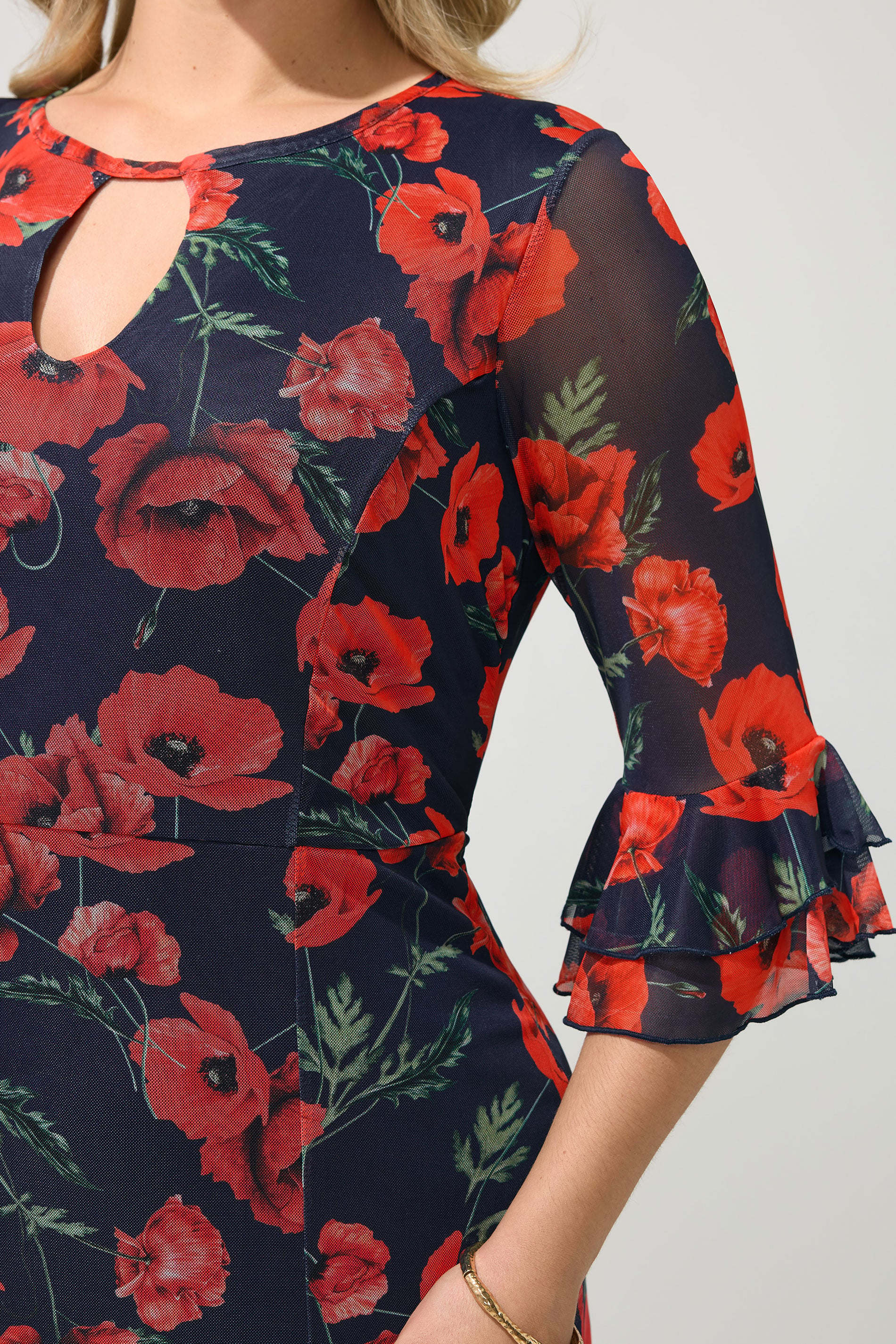 YOURS LONDON Plus Size Navy Blue Floral Keyhole Dress | Yours Clothing 4