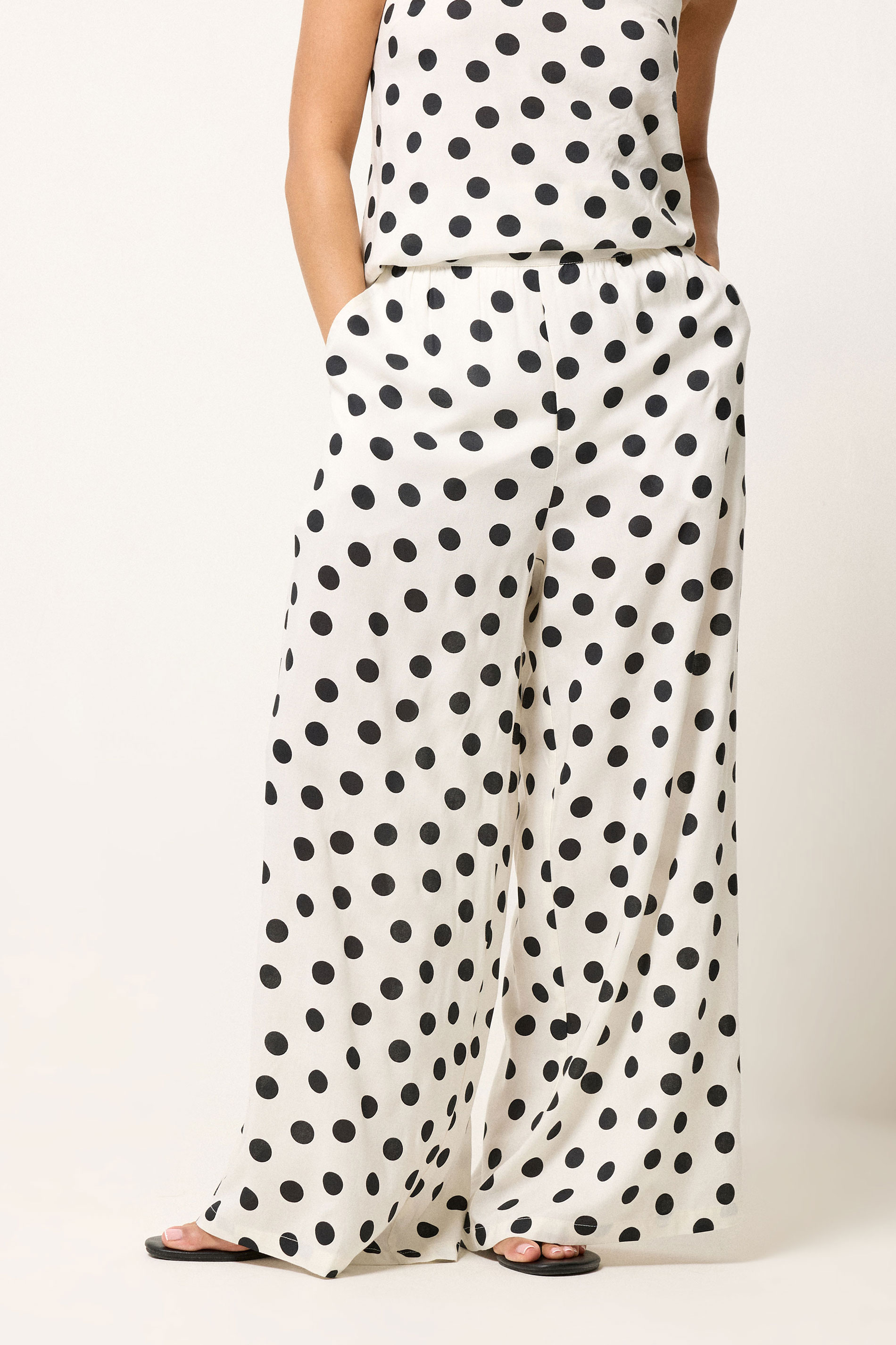 PixieGirl Petite Women's Set White Polka Dot Bandeau Top & Wide Leg Trousers | PixieGirl 4