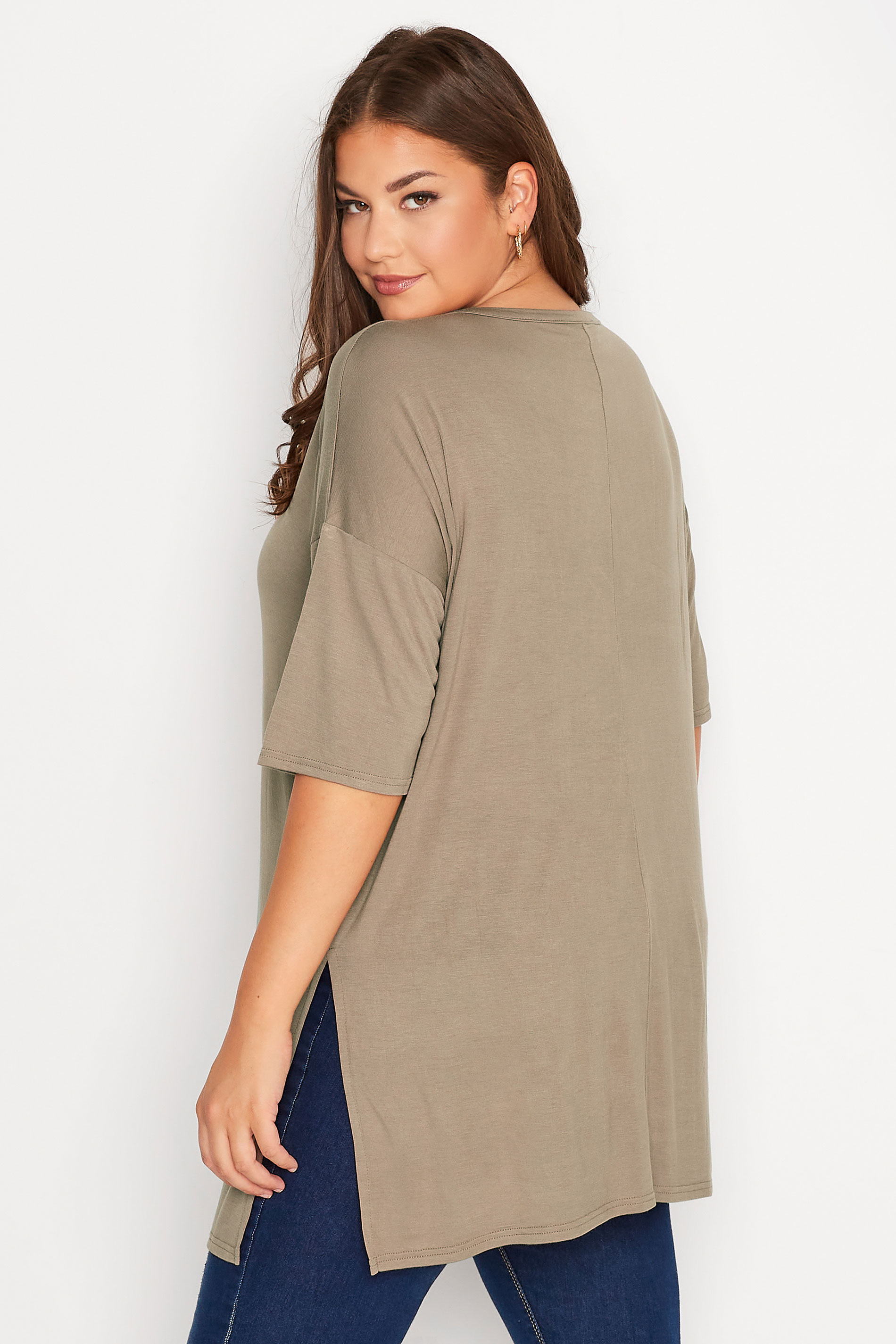 Curve Brown Oversized T-Shirt 3