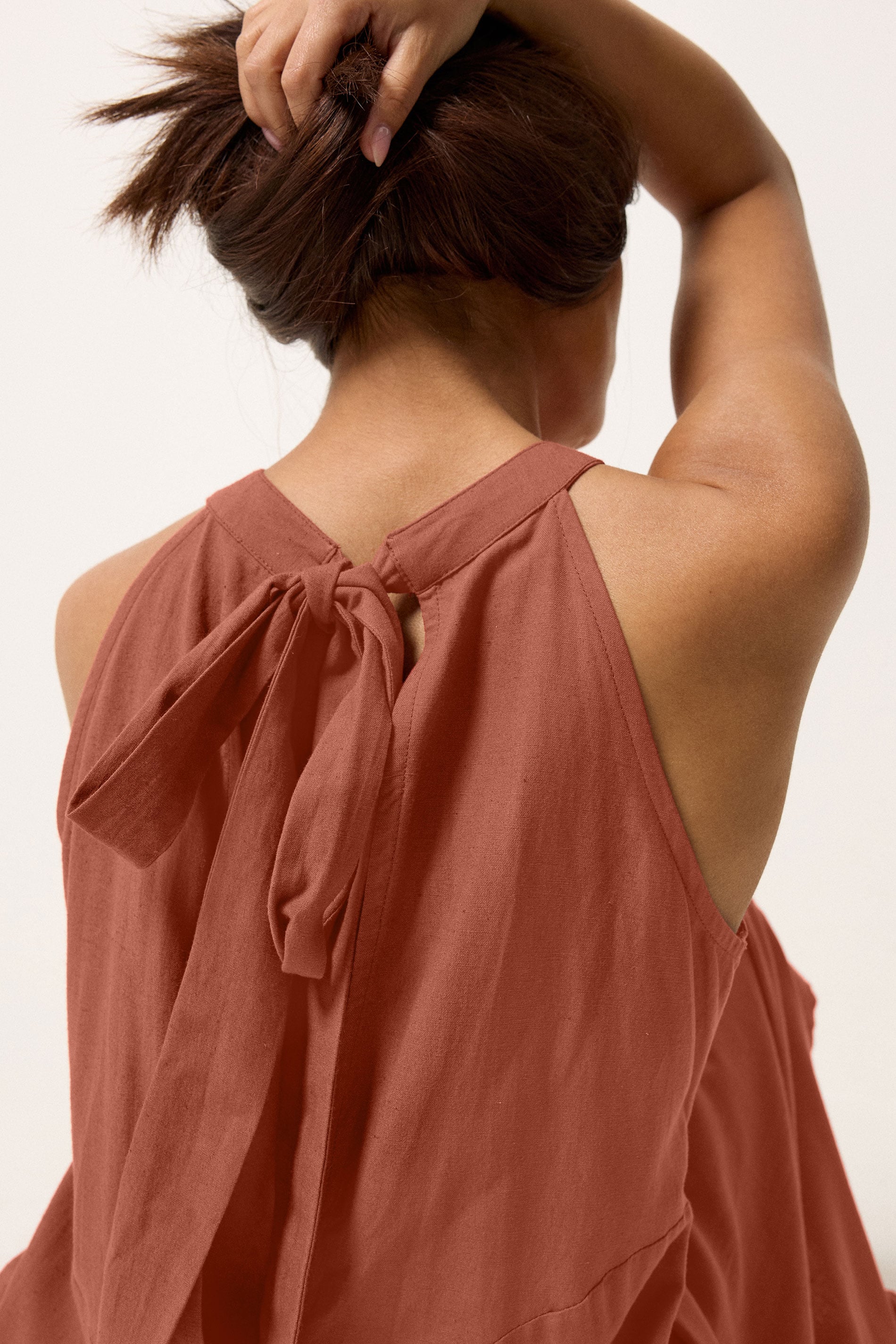 PixieGirl Petite Women's Red Linen Halterneck Maxi Dress | PixieGirl 5