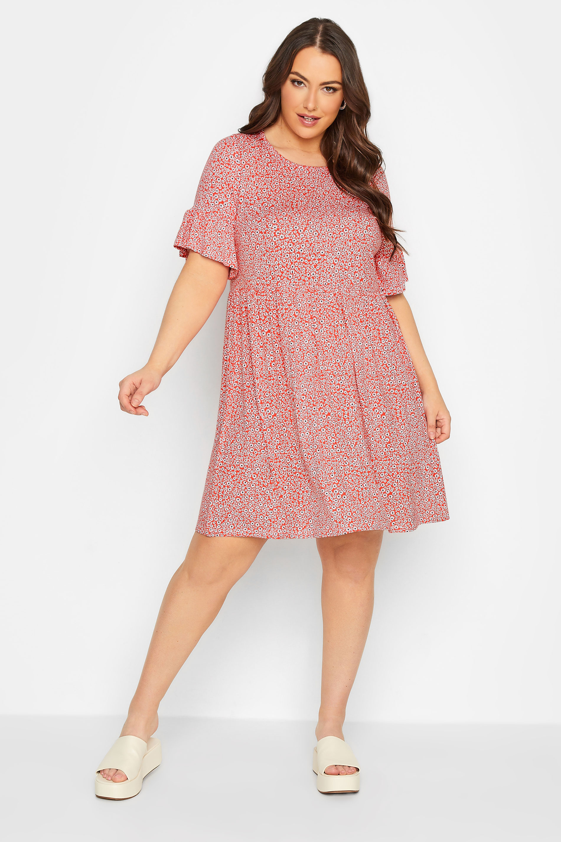 YOURS Plus Size Red Ditsy Print Smock Tunic Dress | Yours Clothing 1