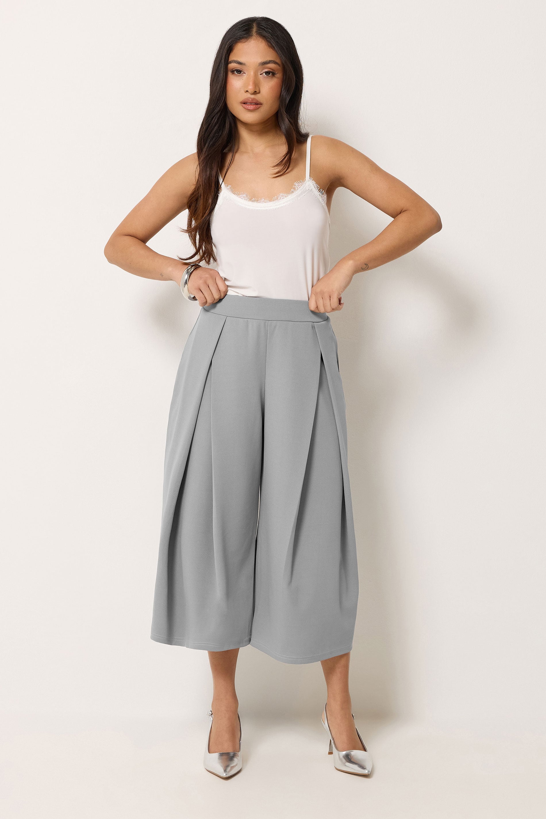 PixieGirl Petite Women's Grey Pleated Cropped Wide Leg Trousers | PixieGirl  3