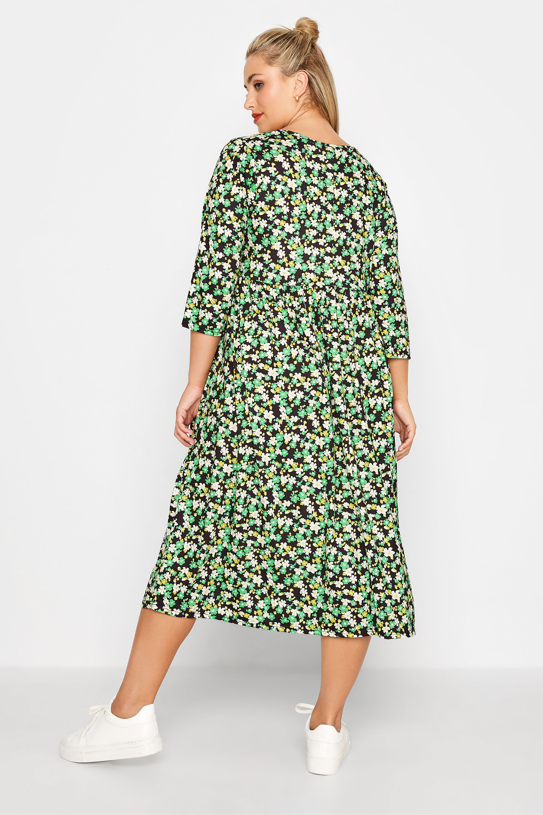 LIMITED COLLECTION Plus Size Green Floral Smock Dress | Yours Clothing 3