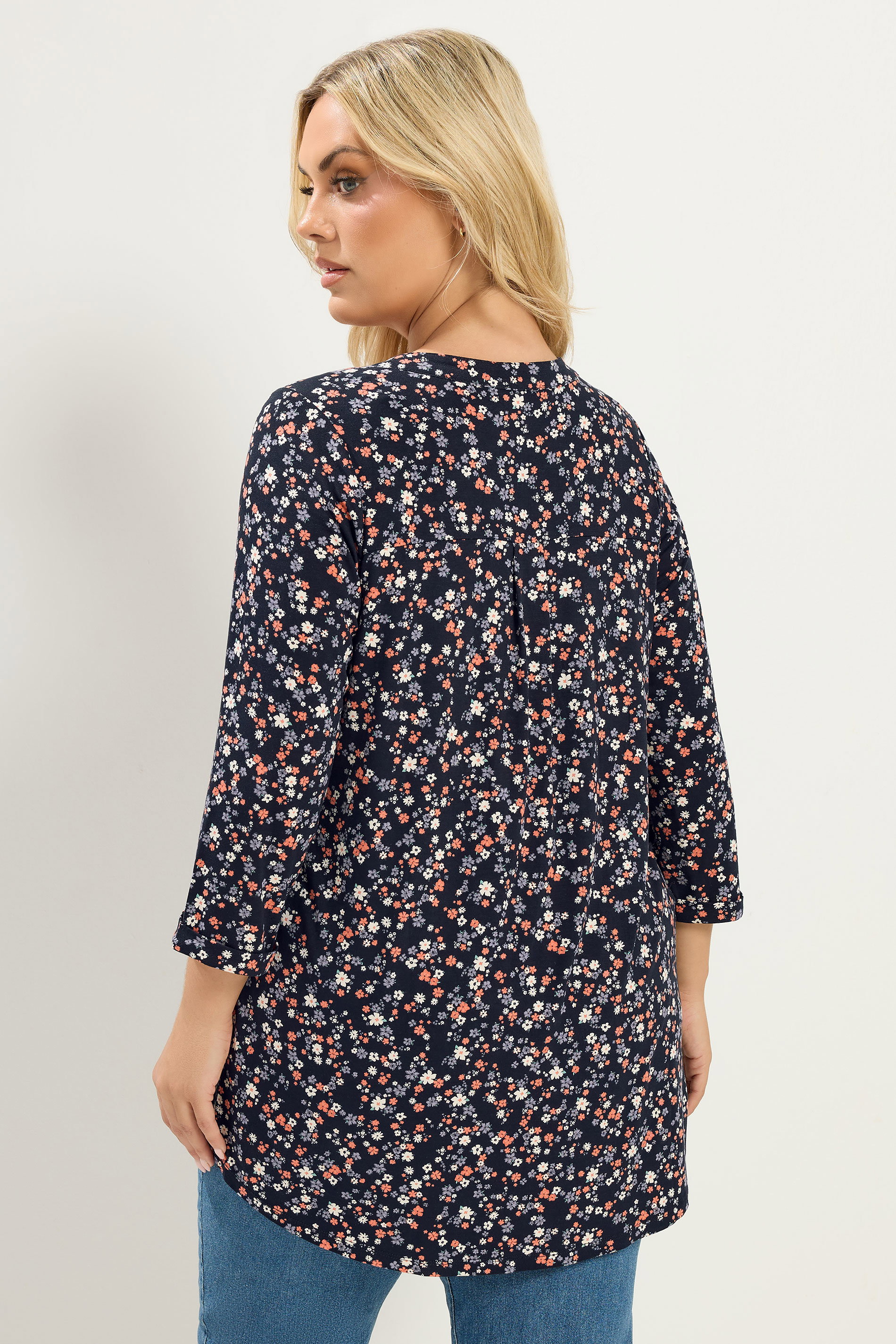YOURS Plus Size Black Floral Shirt | Yours Clothing 2