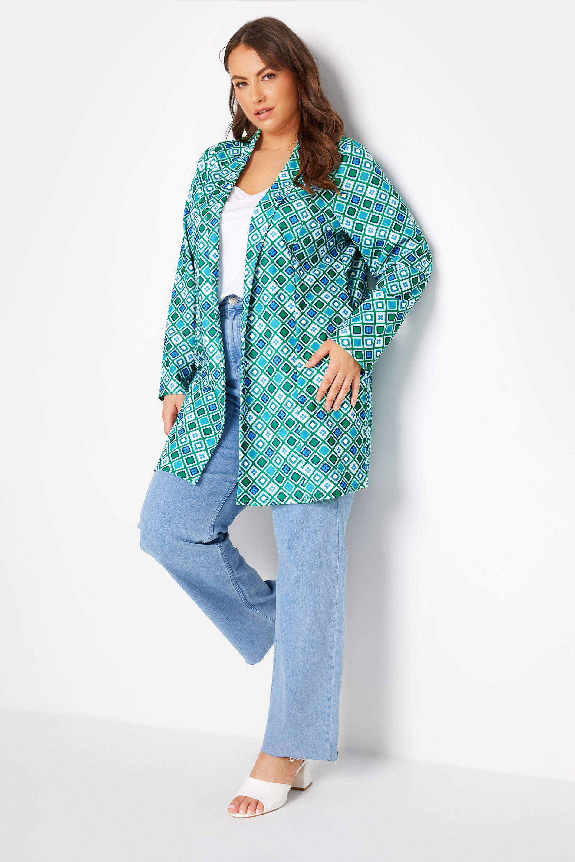 LIMITED COLLECTION Plus Size Green Retro Geometric Print Blazer | Yours Clothing 2