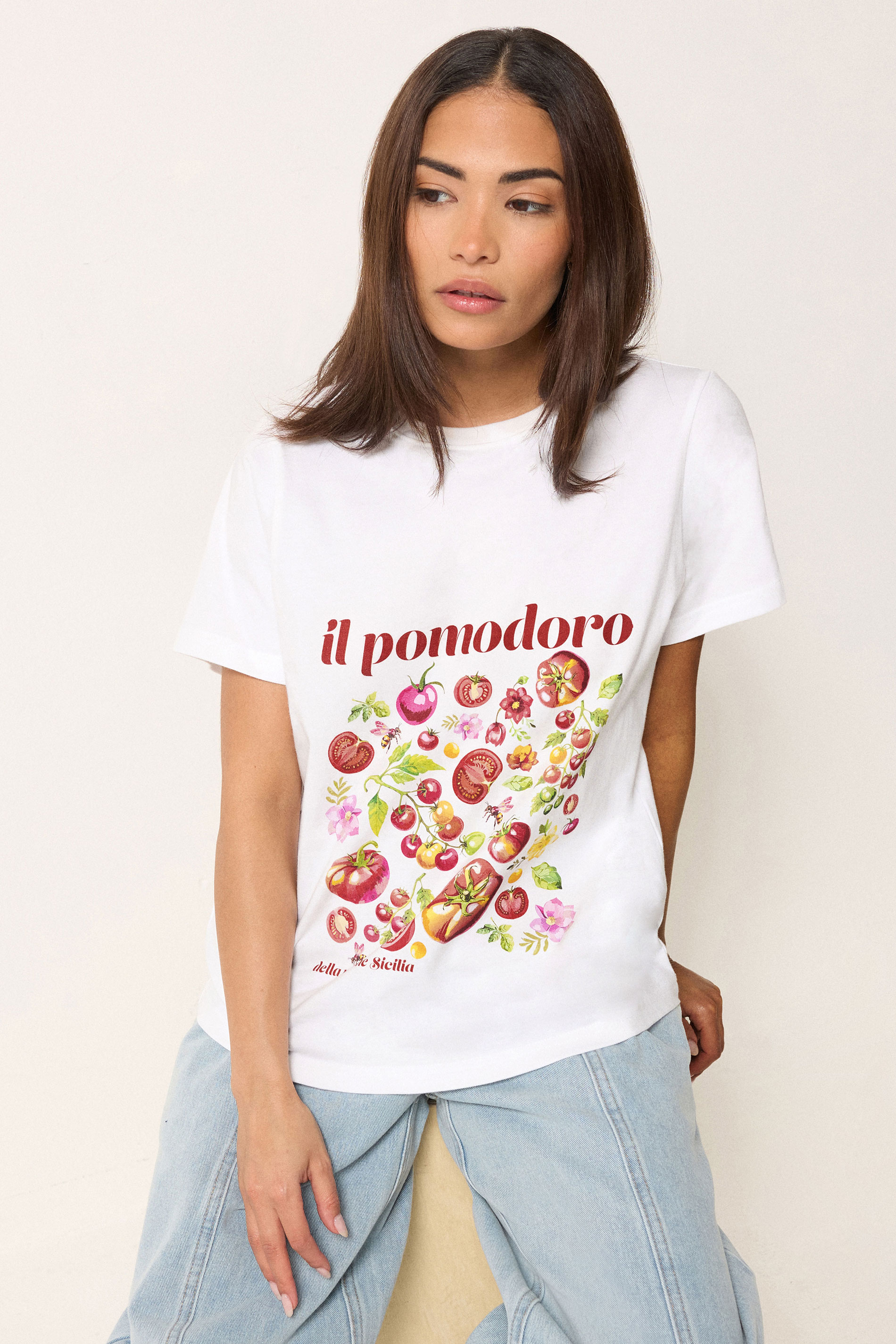 PixieGirl Petite Women's White Tomato Cotton Graphic T-Shirt | PixieGirl 1