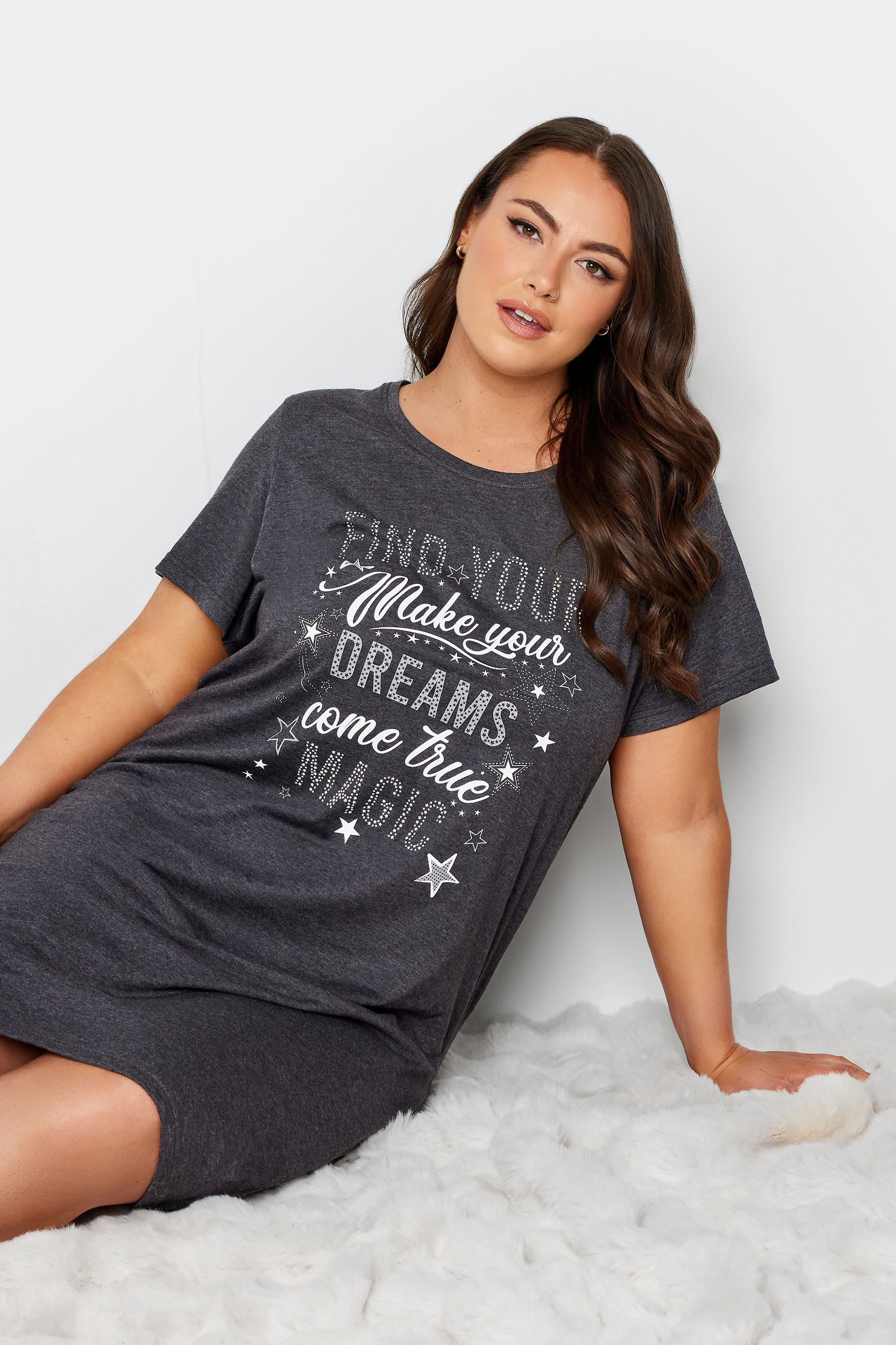 YOURS Plus Size Grey Star Textured 'Find Your Magic' Slogan Nightdress 2