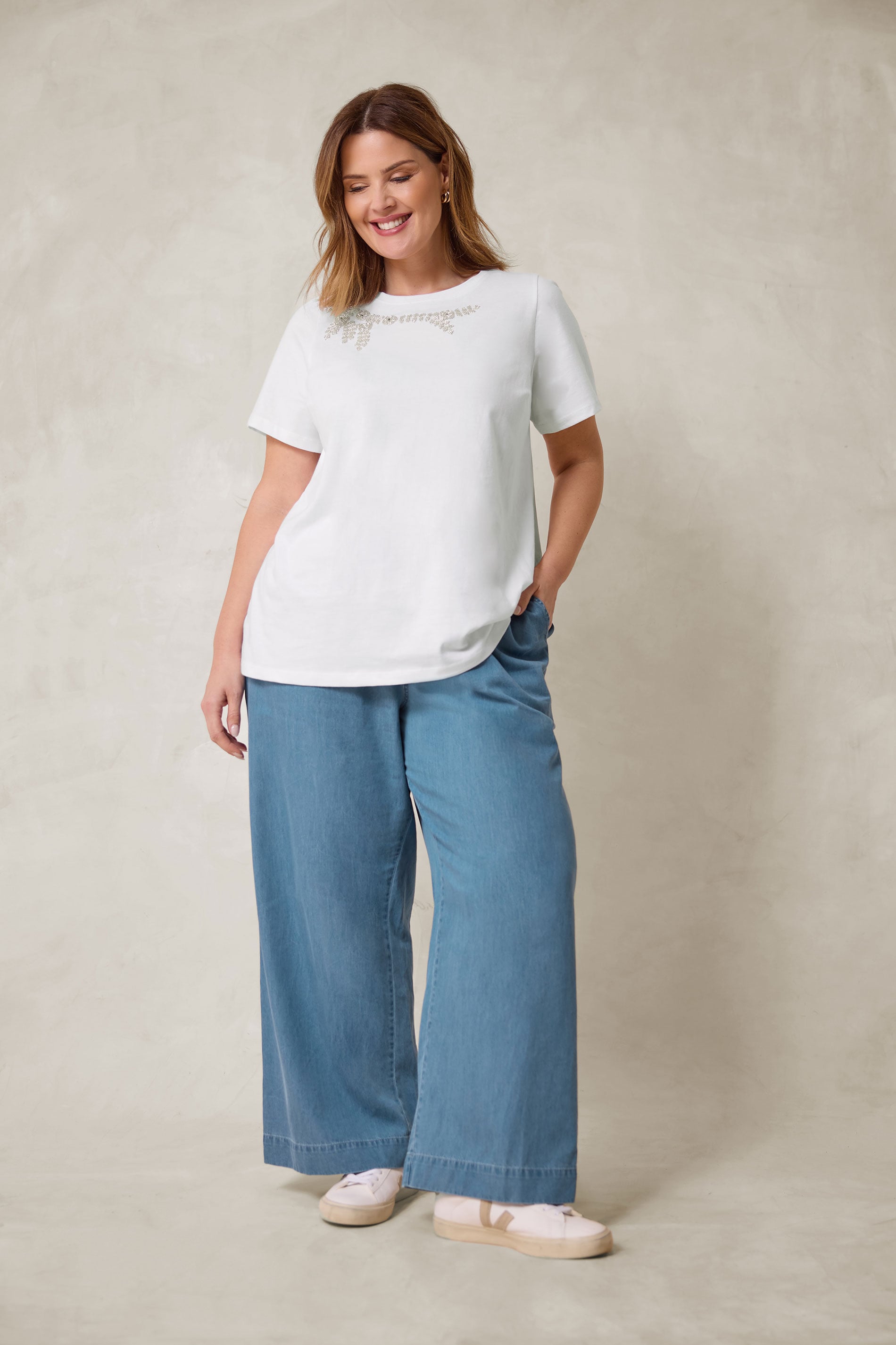 EVANS Plus Size Midwash Blue Wide Leg Denim Trousers | Evans 3