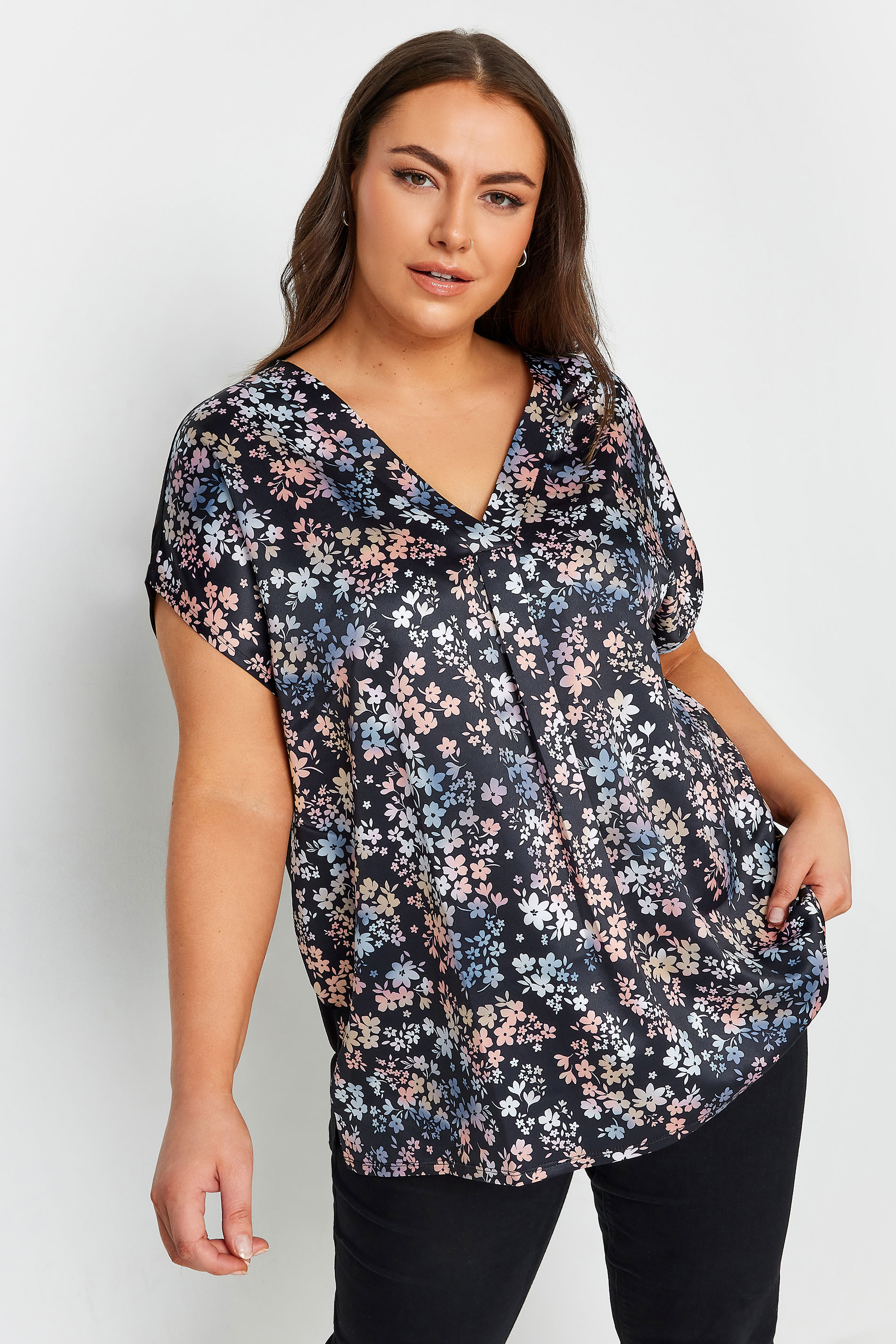 YOURS Plus Size Black Floral Front T-Shirt | Yours Clothing 1