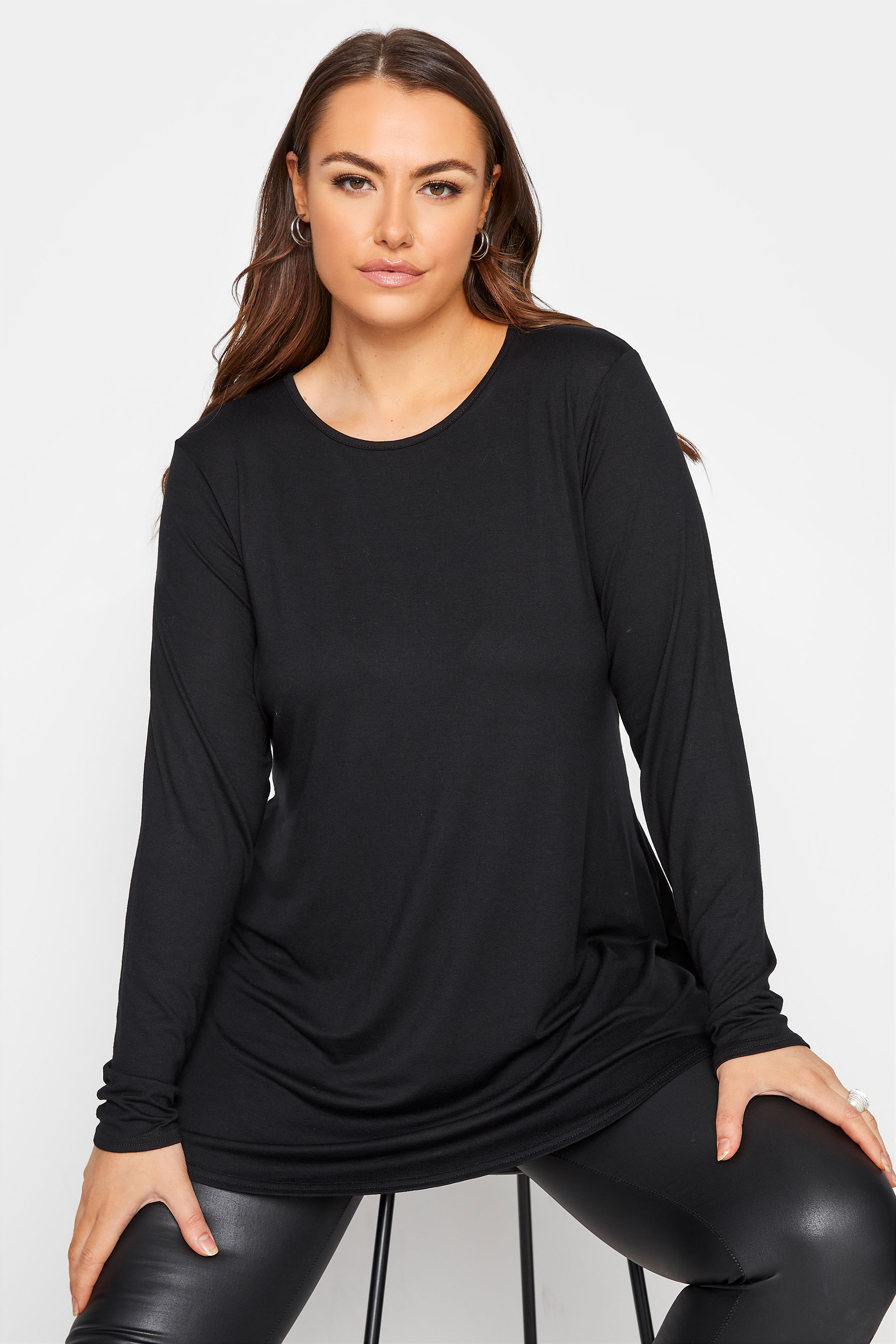 LIMITED COLLECTION Curve Black Long Sleeve Swing Top 1