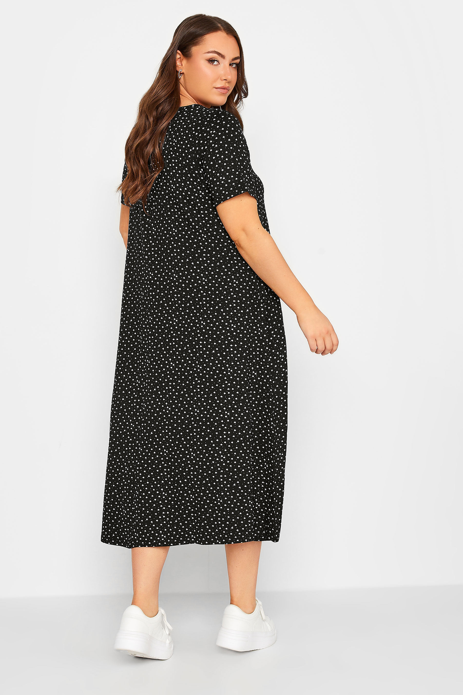 YOURS Plus Size Black Heart Print Maxi Dress | Yours Clothing 3