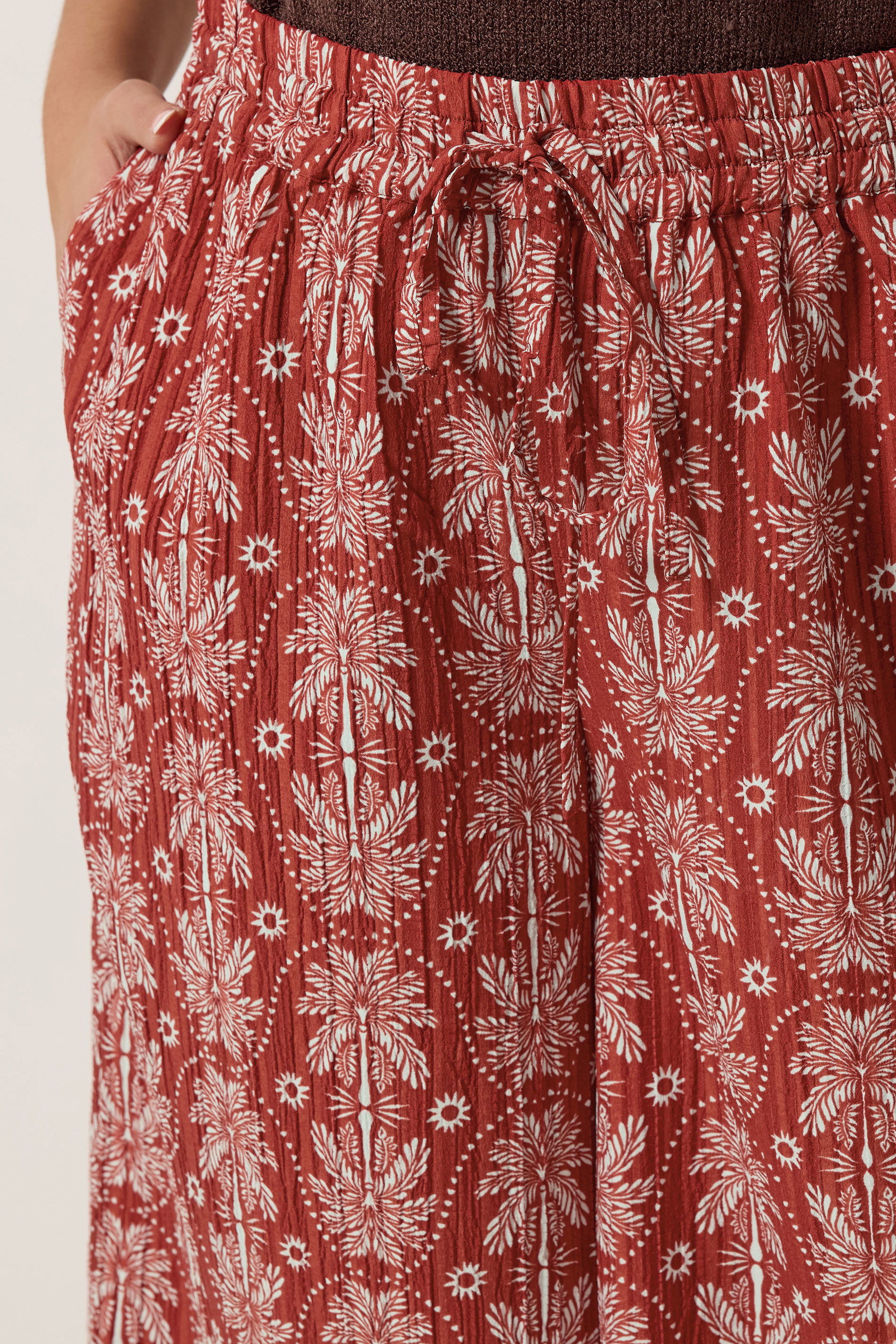 YOURS Plus Size Rust Orange Palm Tree Cropped Trousers | Yours Clothing 4