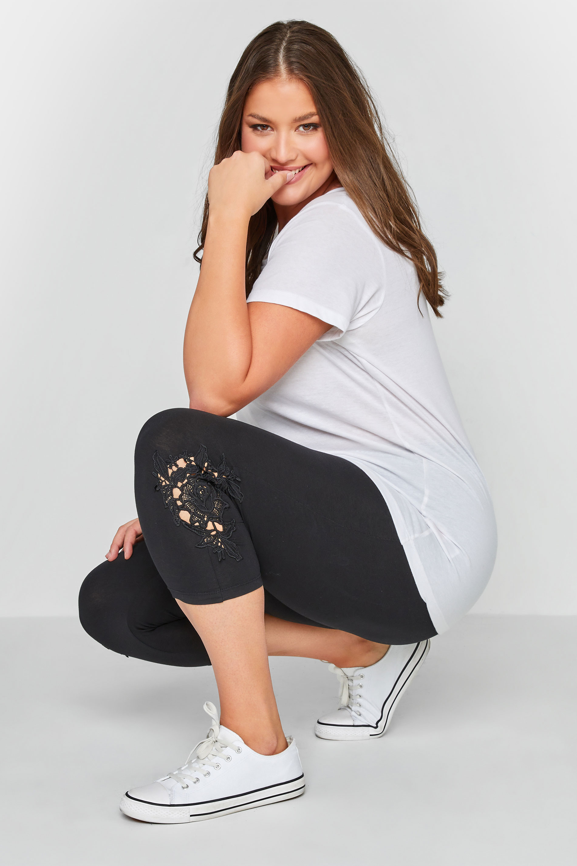 Plus Size Black Lace Cropped Leggings | Yours Clothing 3