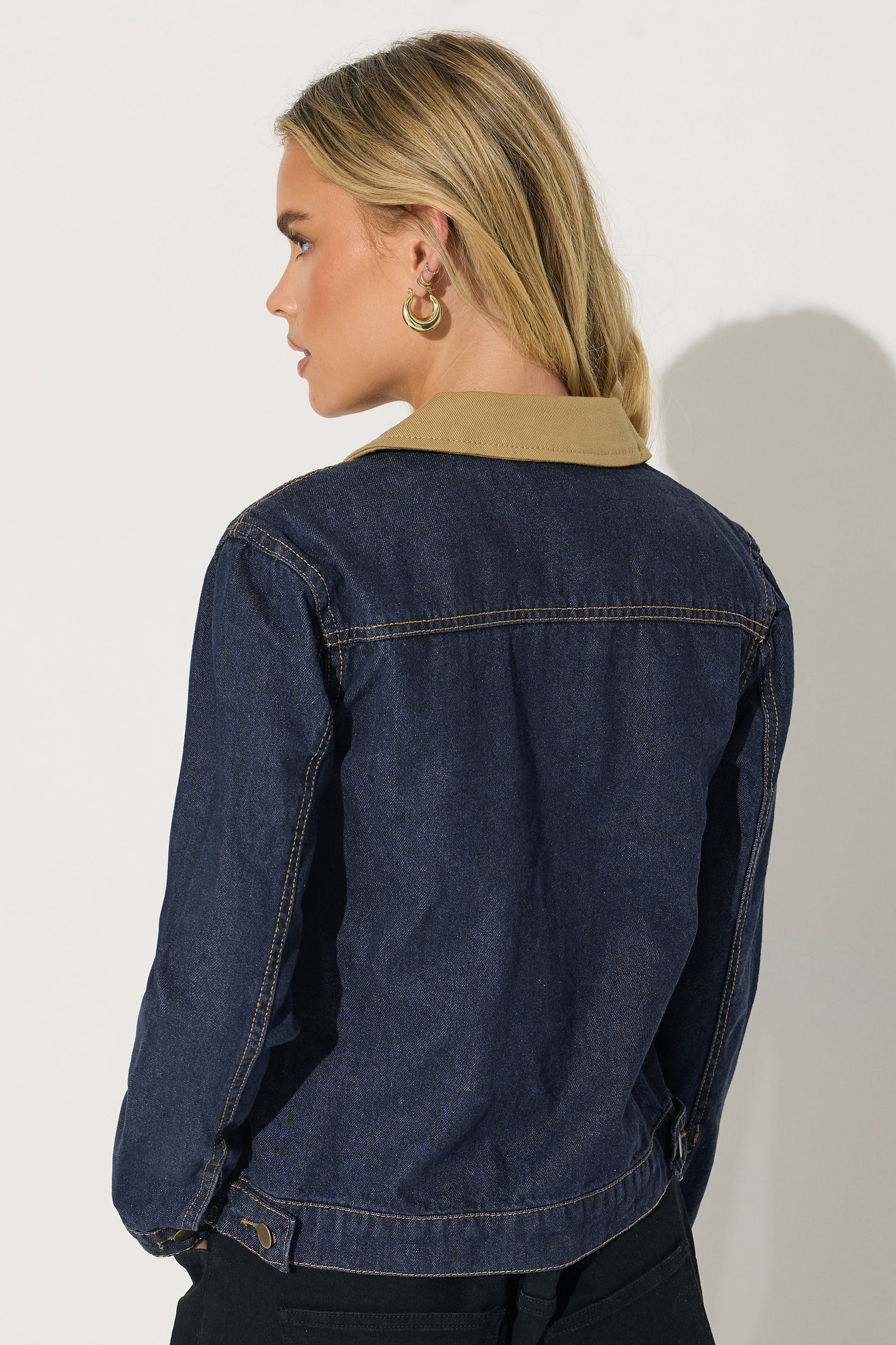 PixieGirl Petite Women's Indigo Blue Contrast Collar Trucker Jacket | PixieGirl 2