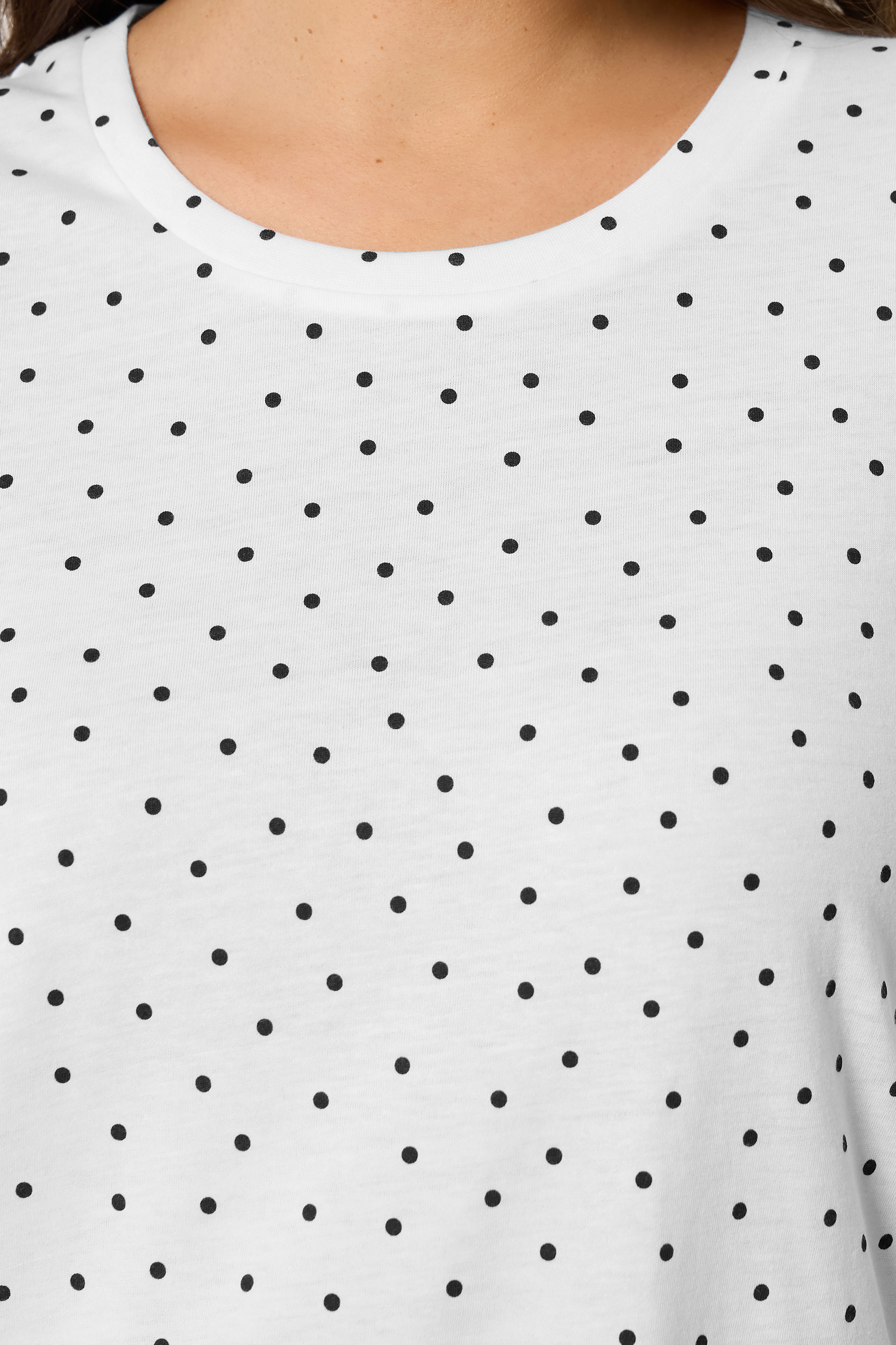 YOURS Plus Size Polka Dot Short Sleeve Top | Yours Clothing 4