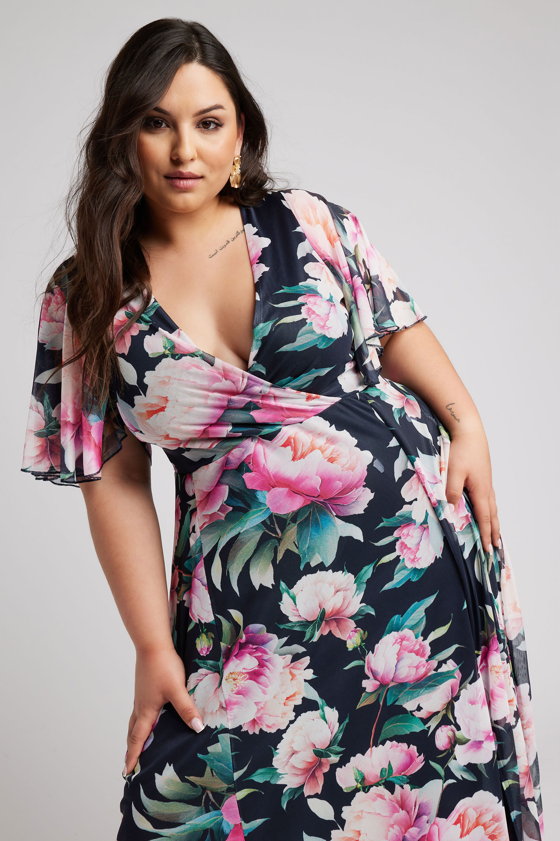 YOURS LONDON Plus Size Navy Blue Floral Print Wrap Maxi Dress | Yours Clothing 3