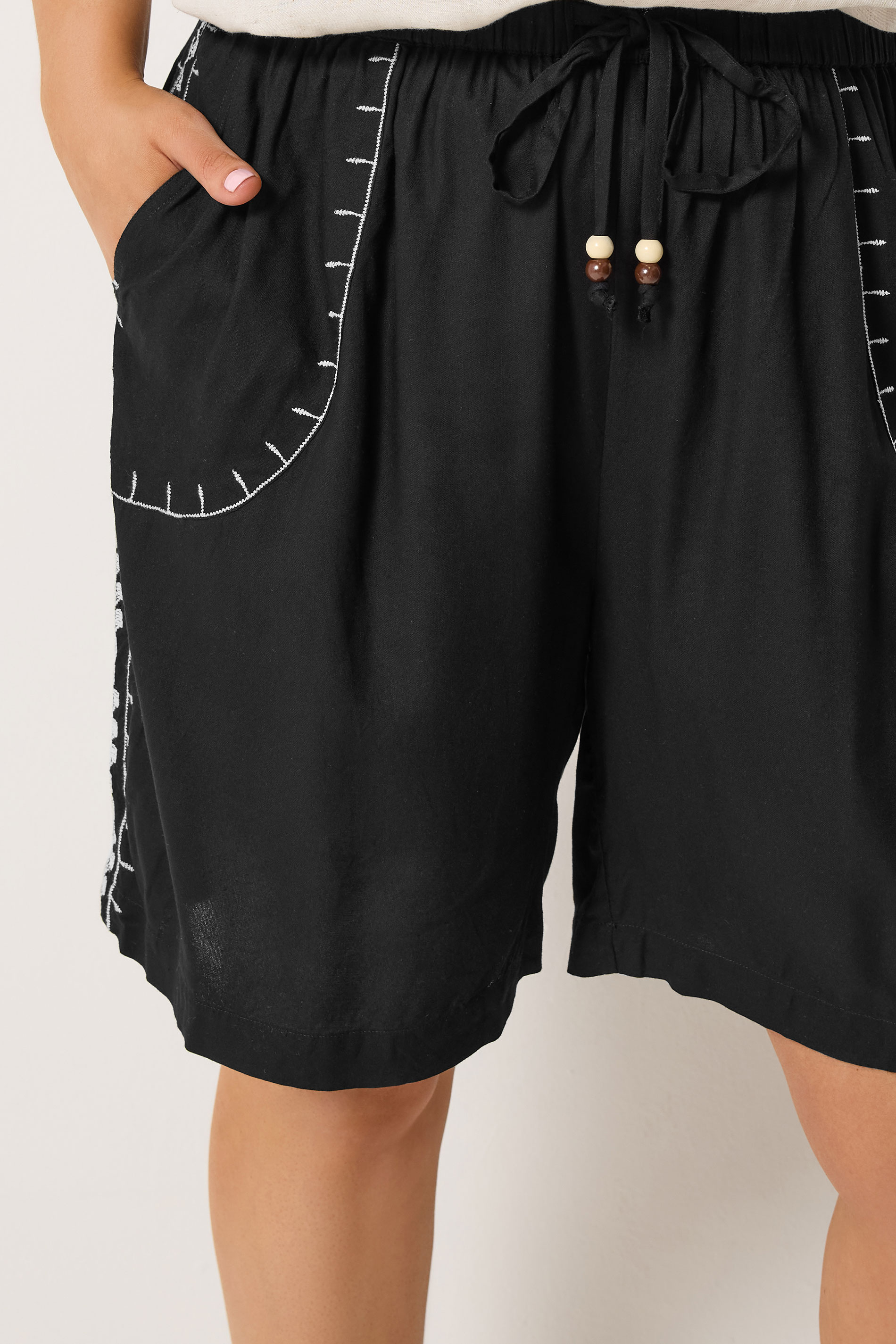 YOURS Plus Size Black Embroidered Shorts | Yours Clothing 4