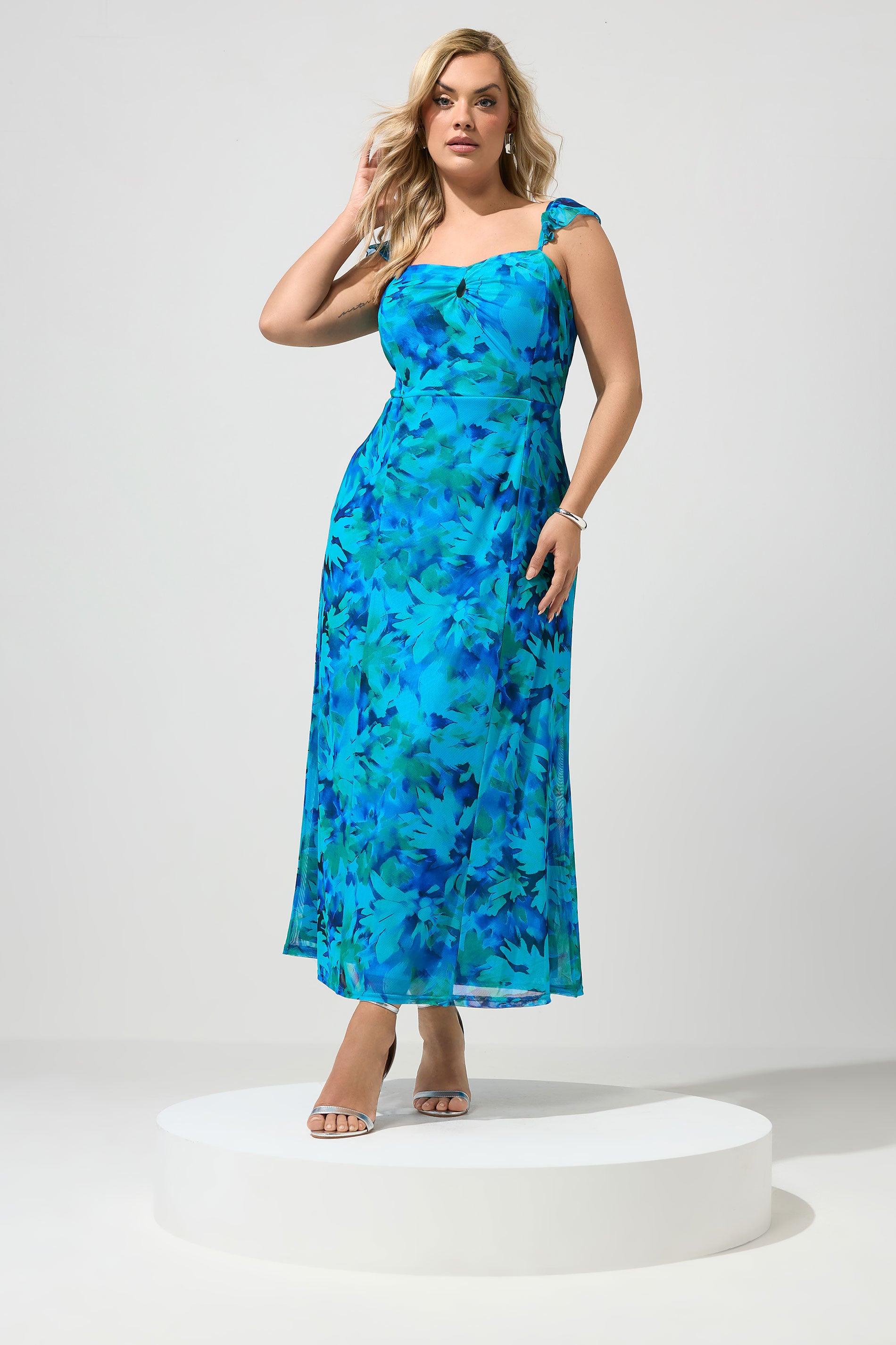 YOURS Plus Size Blue Abstract Keyhole Ruffle Dress | Yours Clothing 3