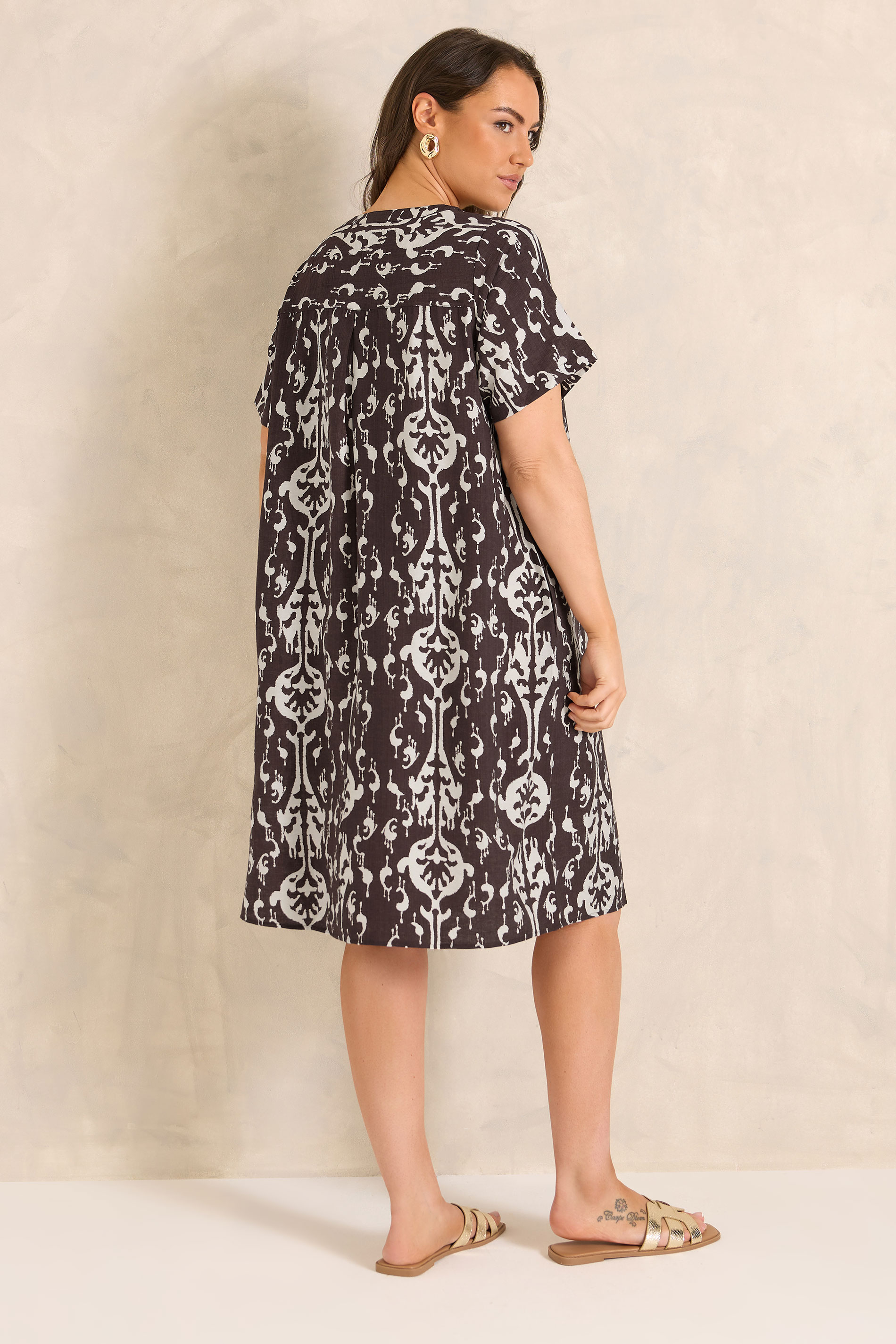 EVANS Plus Size Chocolate Brown Abstract Print Midi Shift Dress | Evans  2