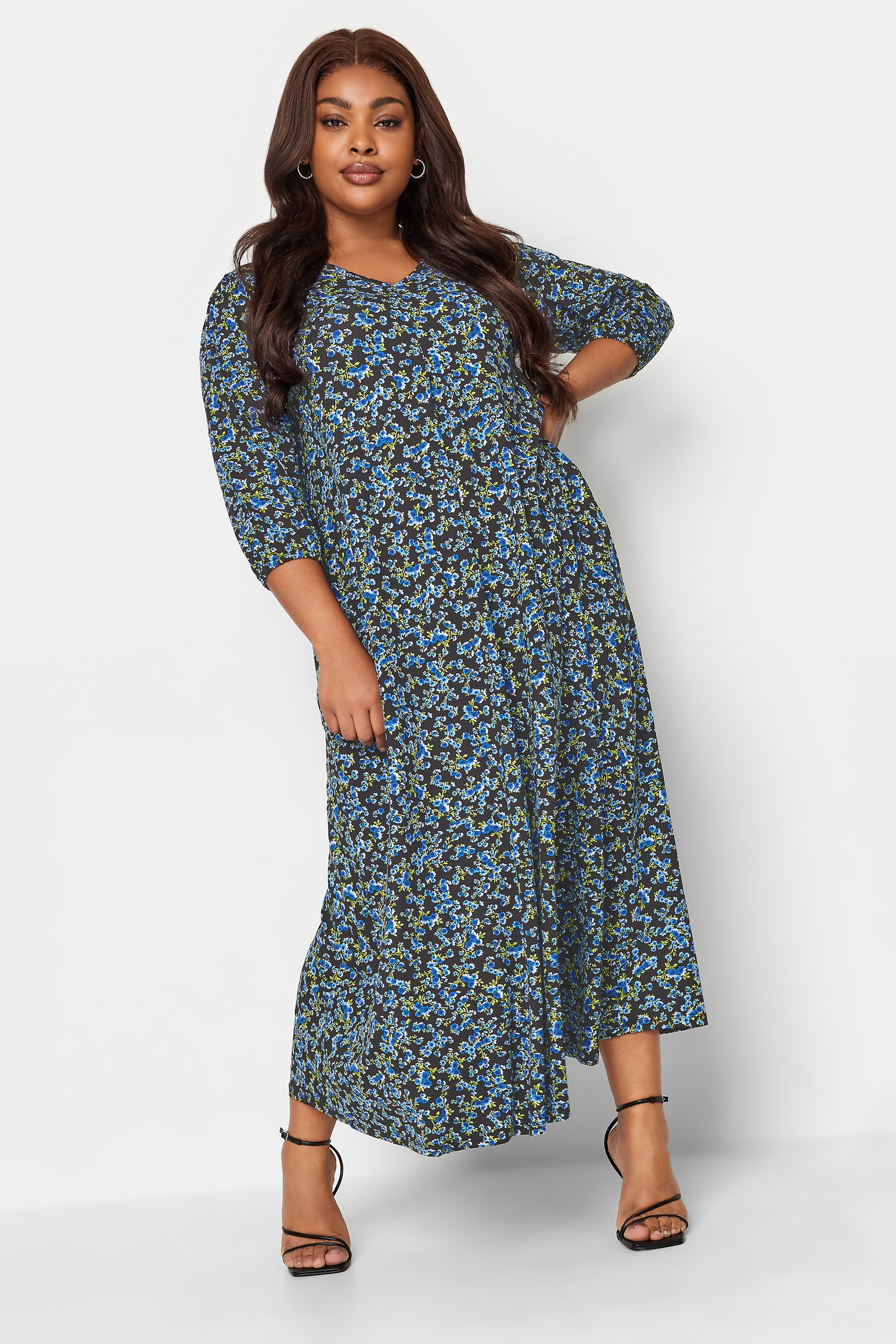YOURS Plus Size Blue Ditsy Floral Print Maxi Dress | Yours Clothing 2