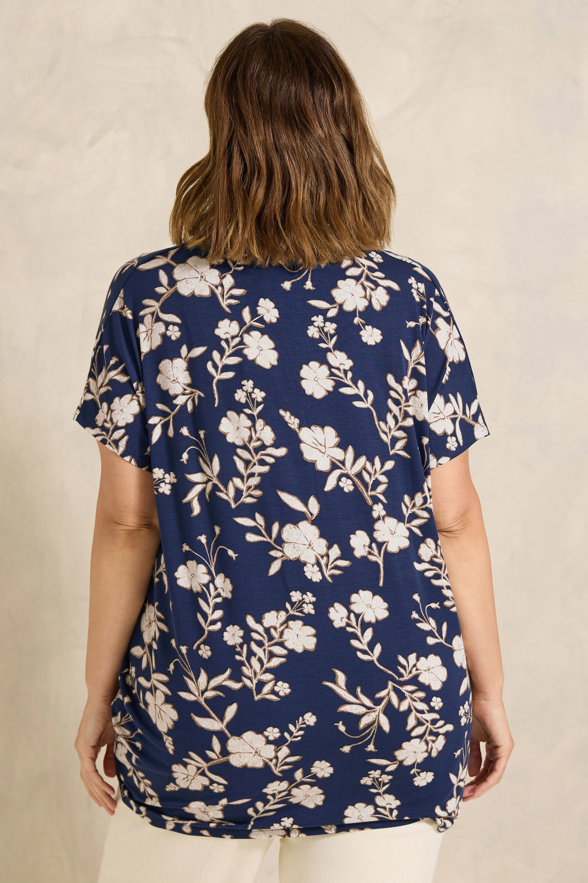 EVANS Plus Size Navy Blue Floral Grown-On Sleeve Top | Evans 2