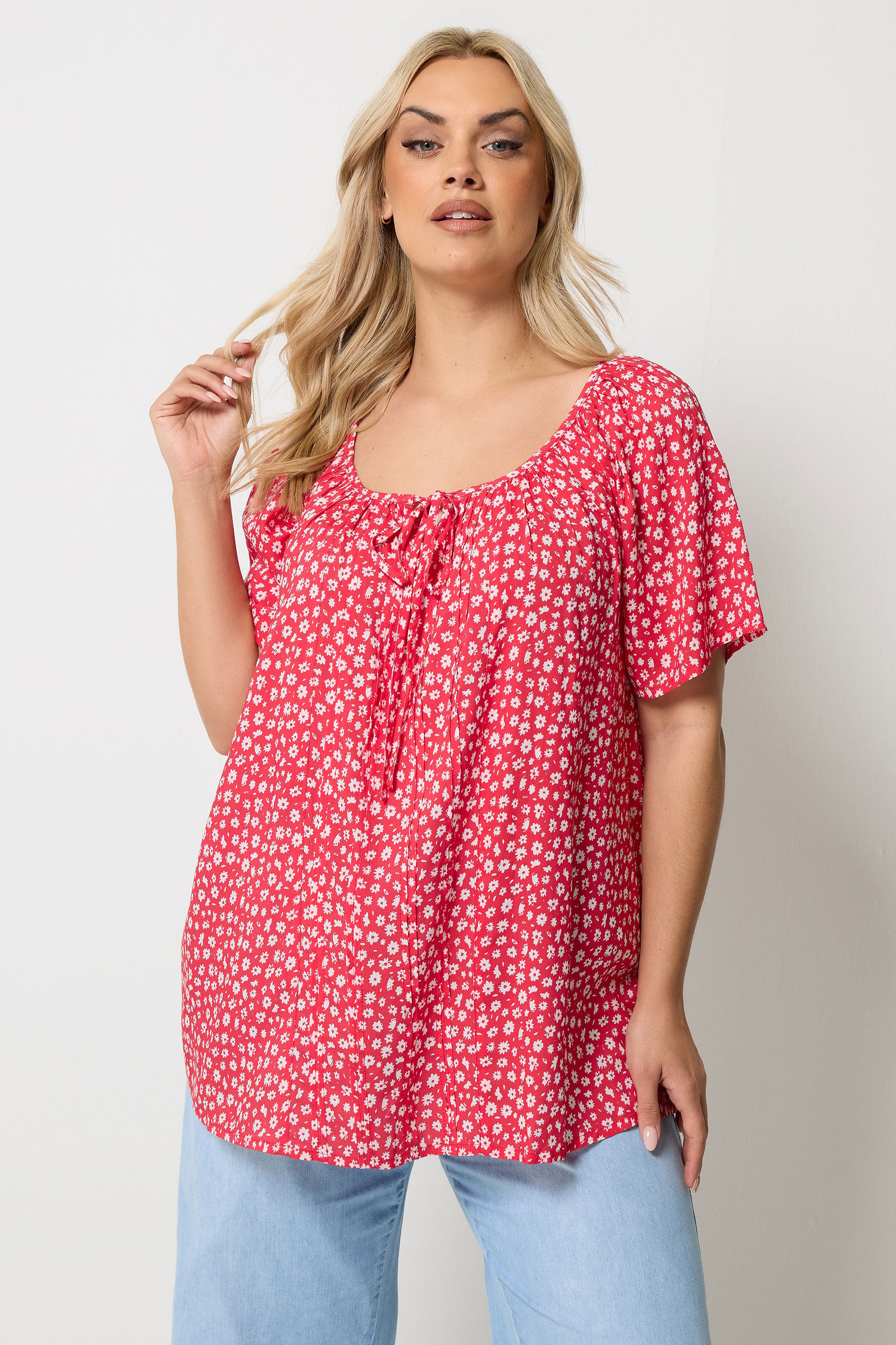 YOURS Plus Size Red Floral Short Sleeve Pintuck Blouse | Yours Clothing 3