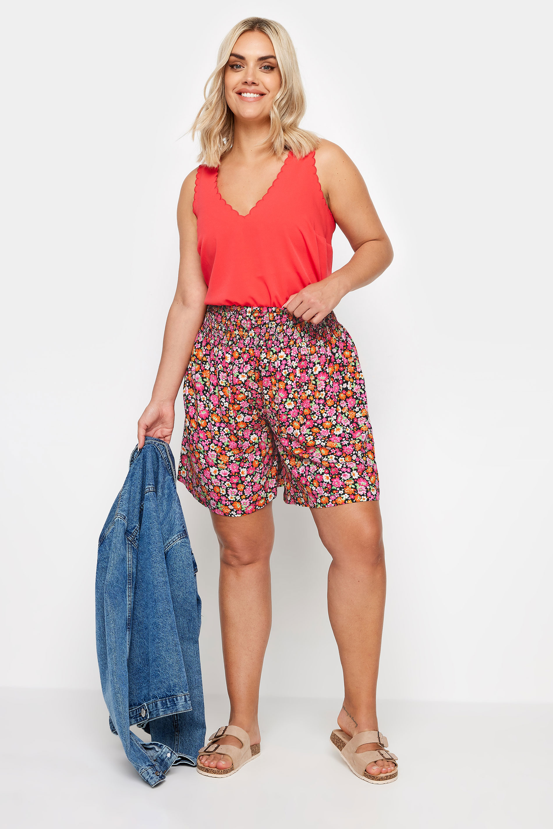 YOURS Plus Size Pink Ditsy Floral Print Shirred Shorts | Yours Clothing 2