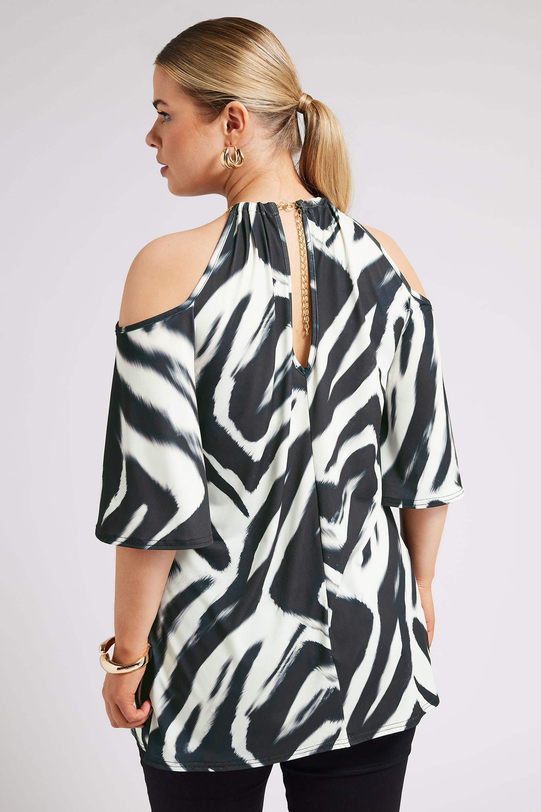 YOURS LONDON Plus Size Black Zebra Print Cold Shoulder Top | Yours Clothing 3
