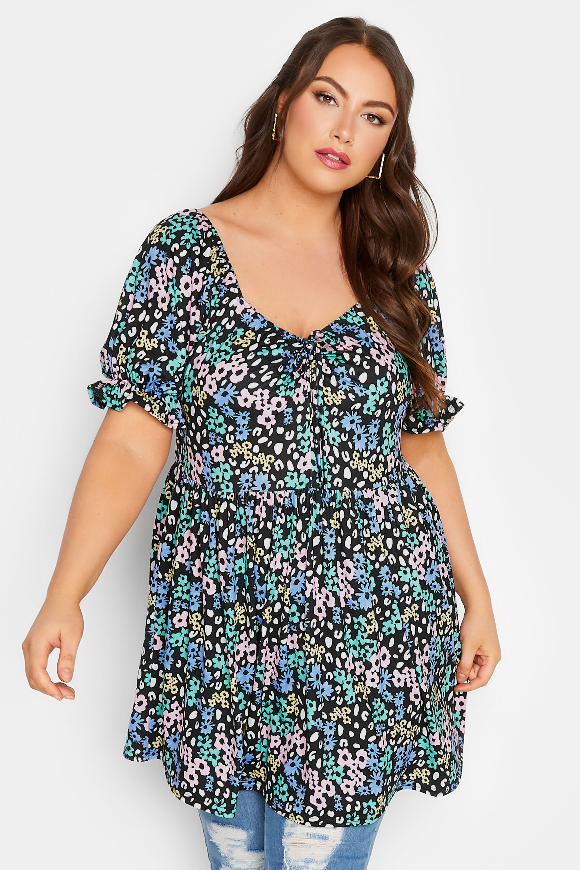 LIMITED COLLECTION Plus Size Black Ditsy Print Puff Sleeve Top | Yours Clothing 1