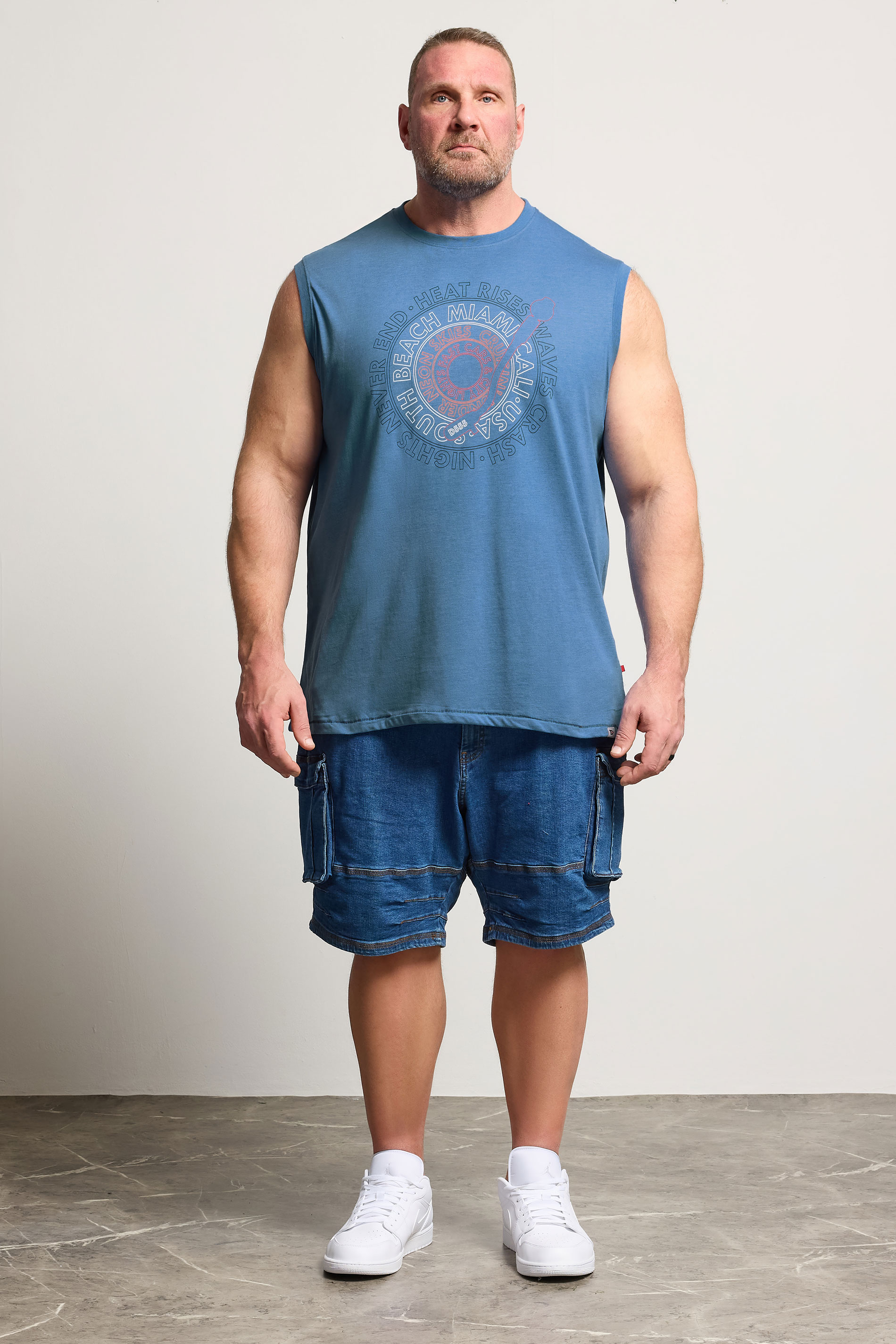 D555 Big & Tall Blue Marl Beach Graphic Print Vest | BadRhino 1