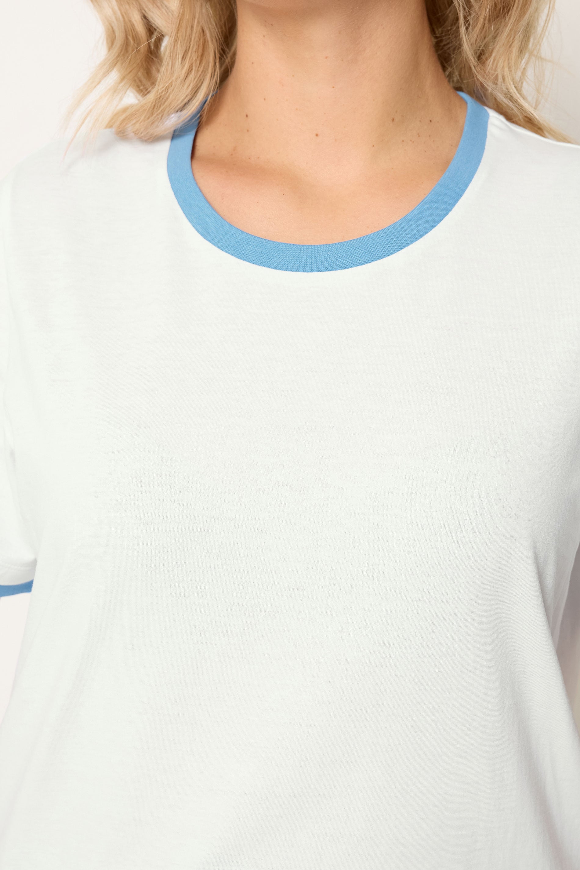 YOURS Plus Size White Contrast Trim T-Shirt | Yours Clothing 4