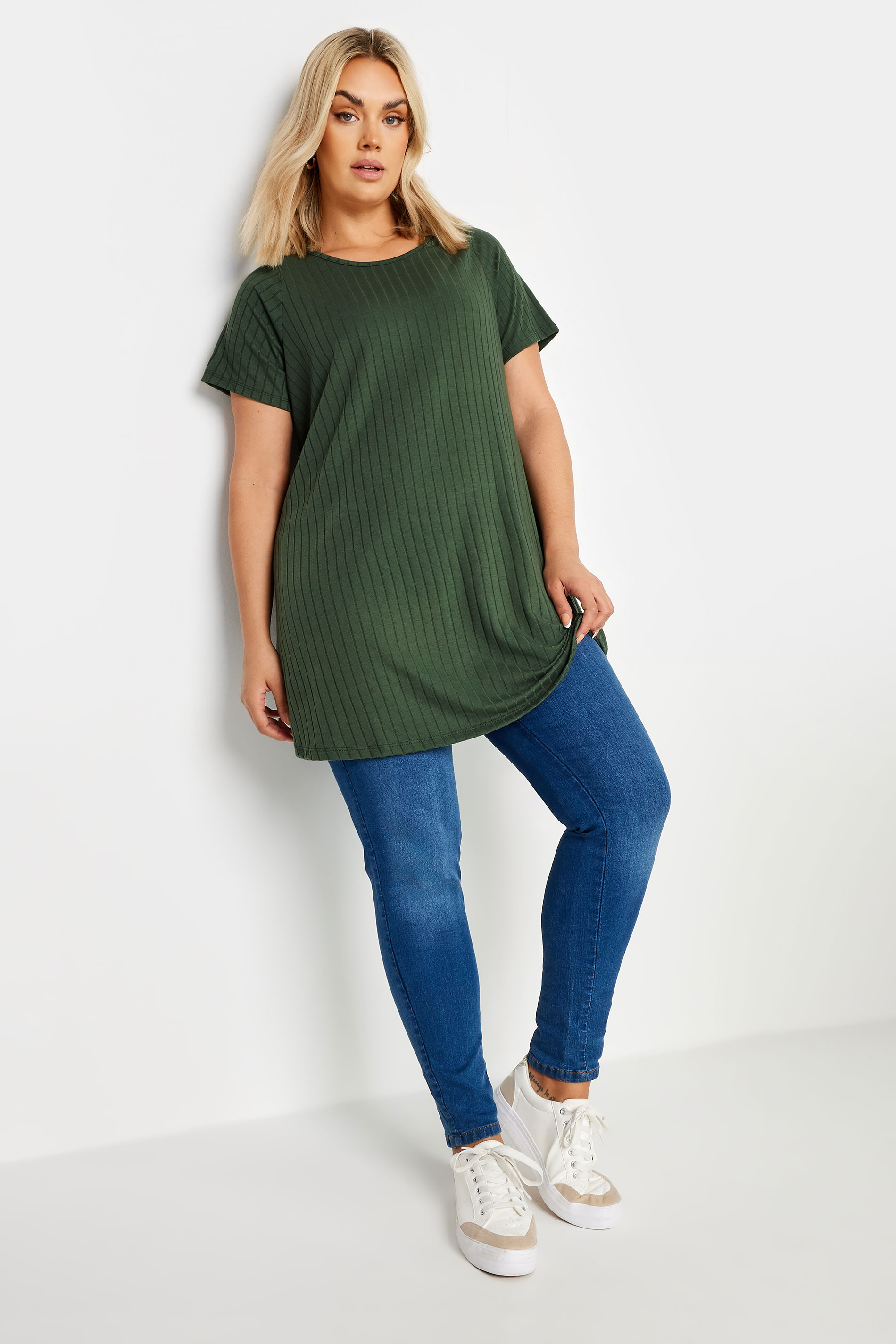 YOURS Plus Size White Ribbed Short Sleeve Swing Top | Yours Clothing 2