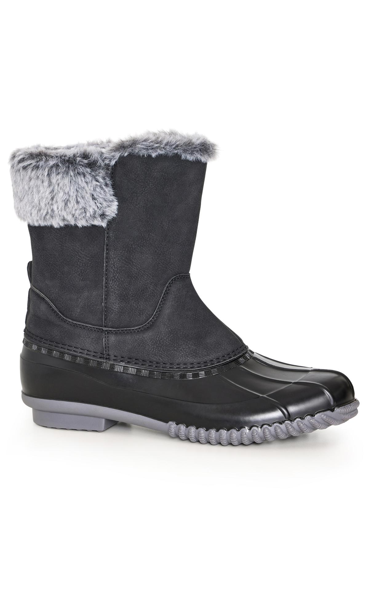 Evans WIDE FIT Black Faux Fur Lined Embroided Snow Boots 1