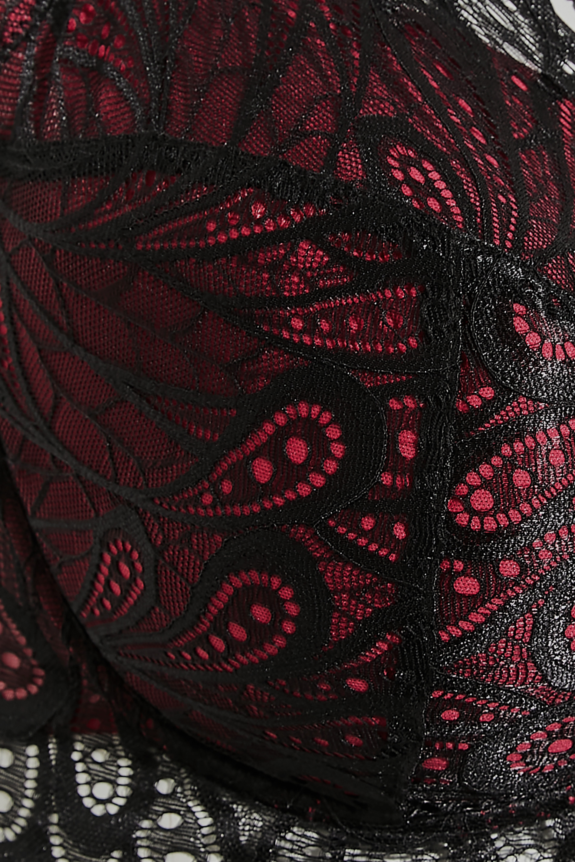 Plus Size Black & Pink Lace Strap Detail Padded Underwired Longline Bra