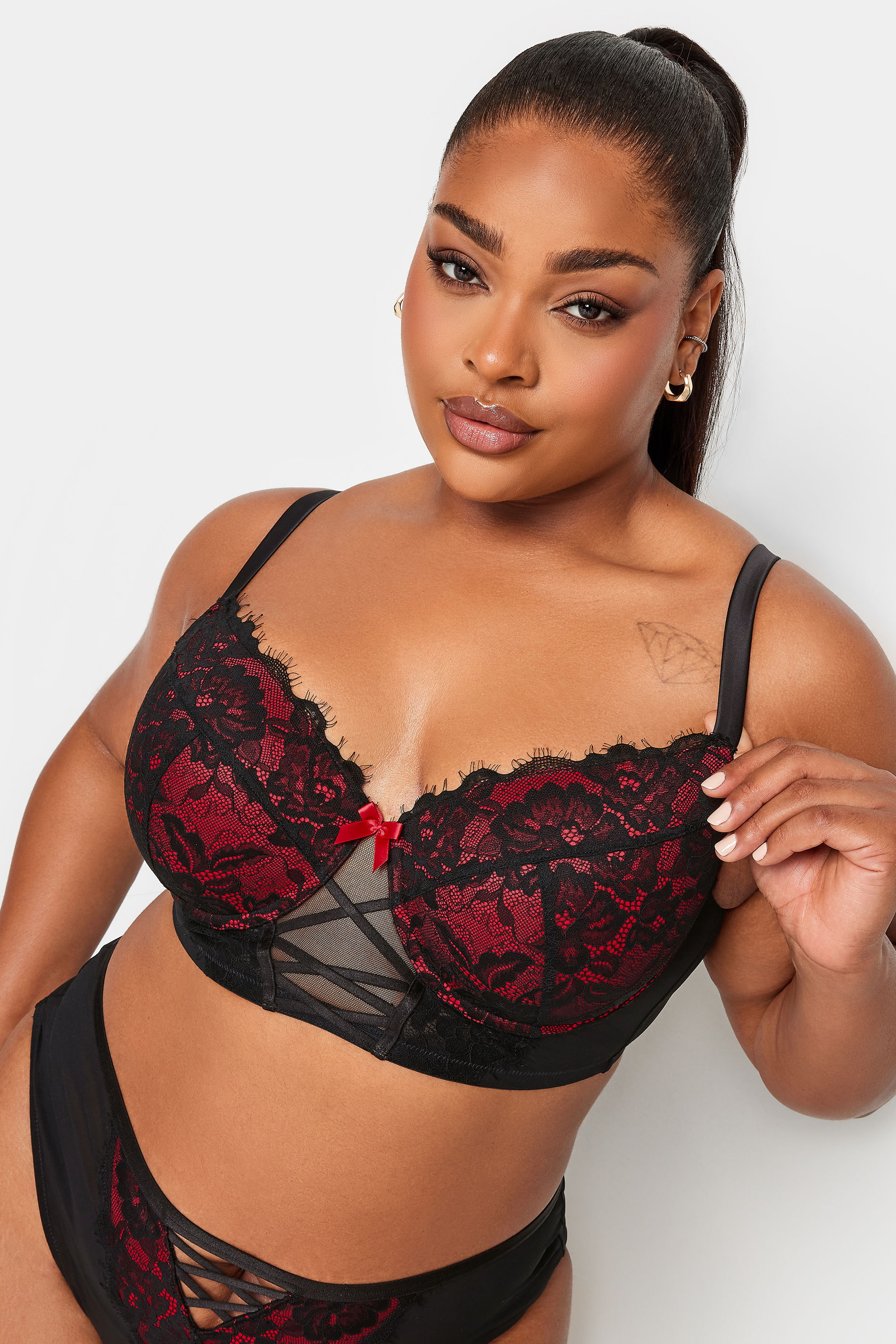 YOURS Plus Size Black & Red Lace Strap Detail Padded Longline Bra | Yours Clothing 3