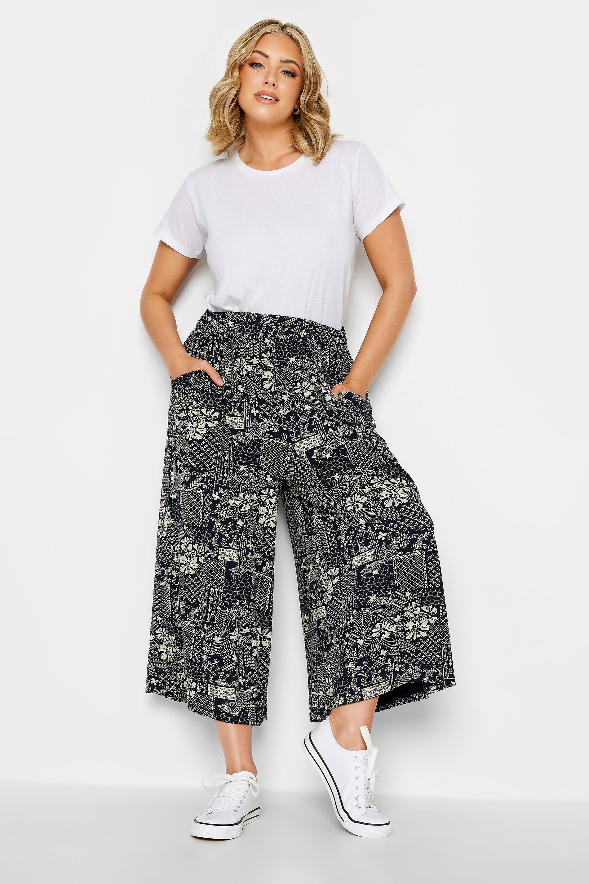 YOURS Curve Navy Blue Leaf Print Midaxi Culottes | Yours Clothing 2