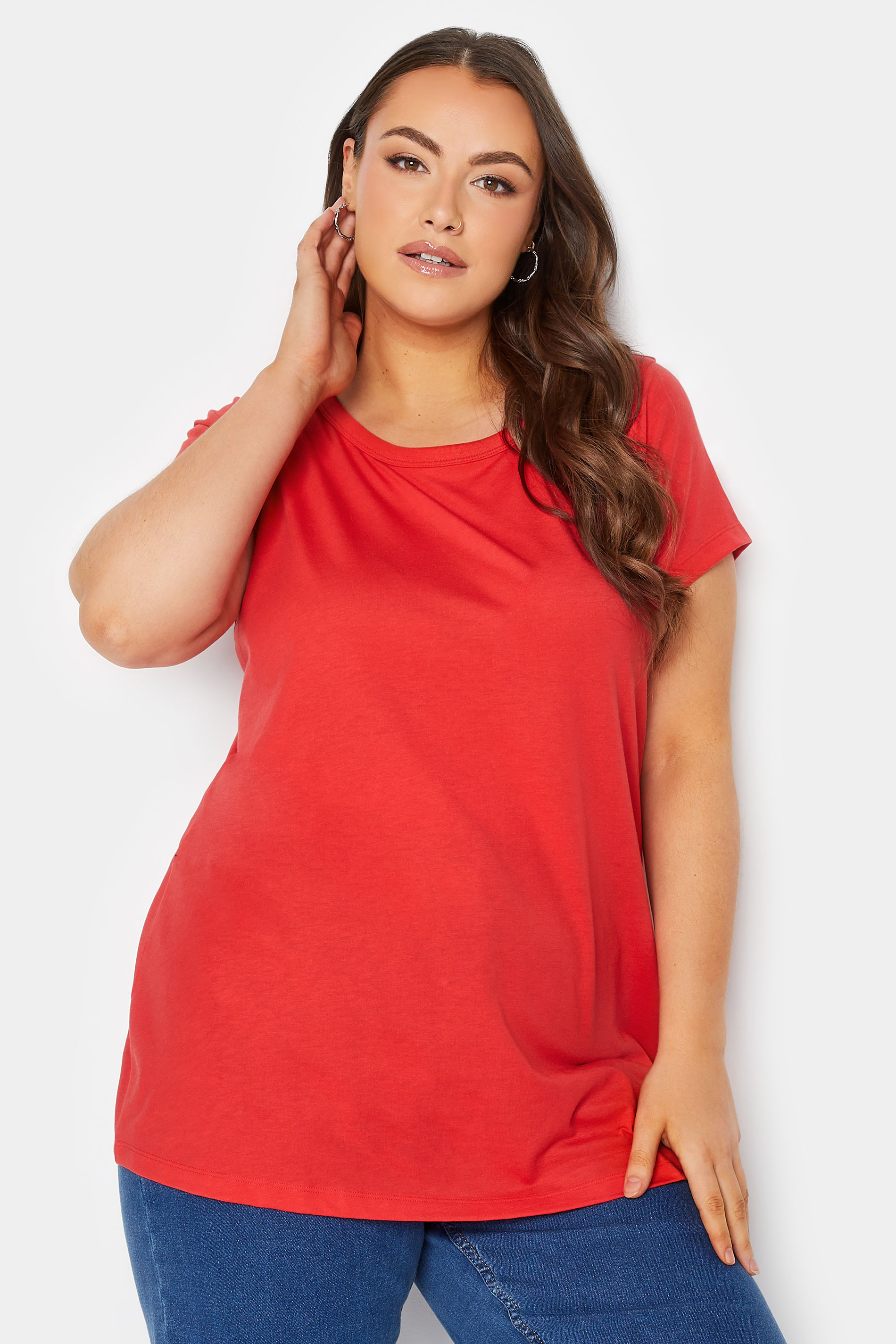 YOURS Plus Size Curve Red Basic Short Sleeve | Yours Clothing 1