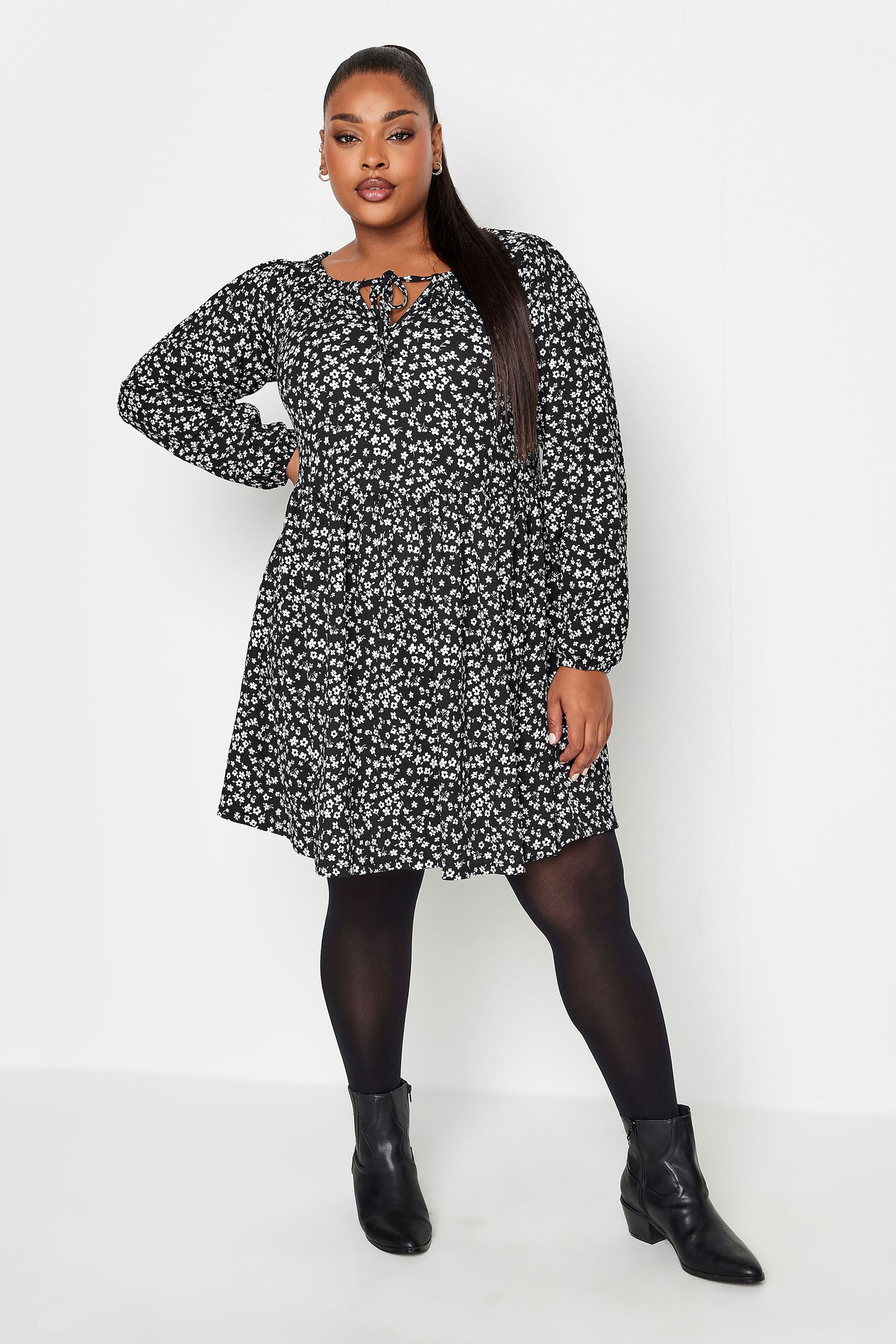 YOURS Plus Size Black Ditsy Floral Print Textured Mini Dress | Yours Clothing 2