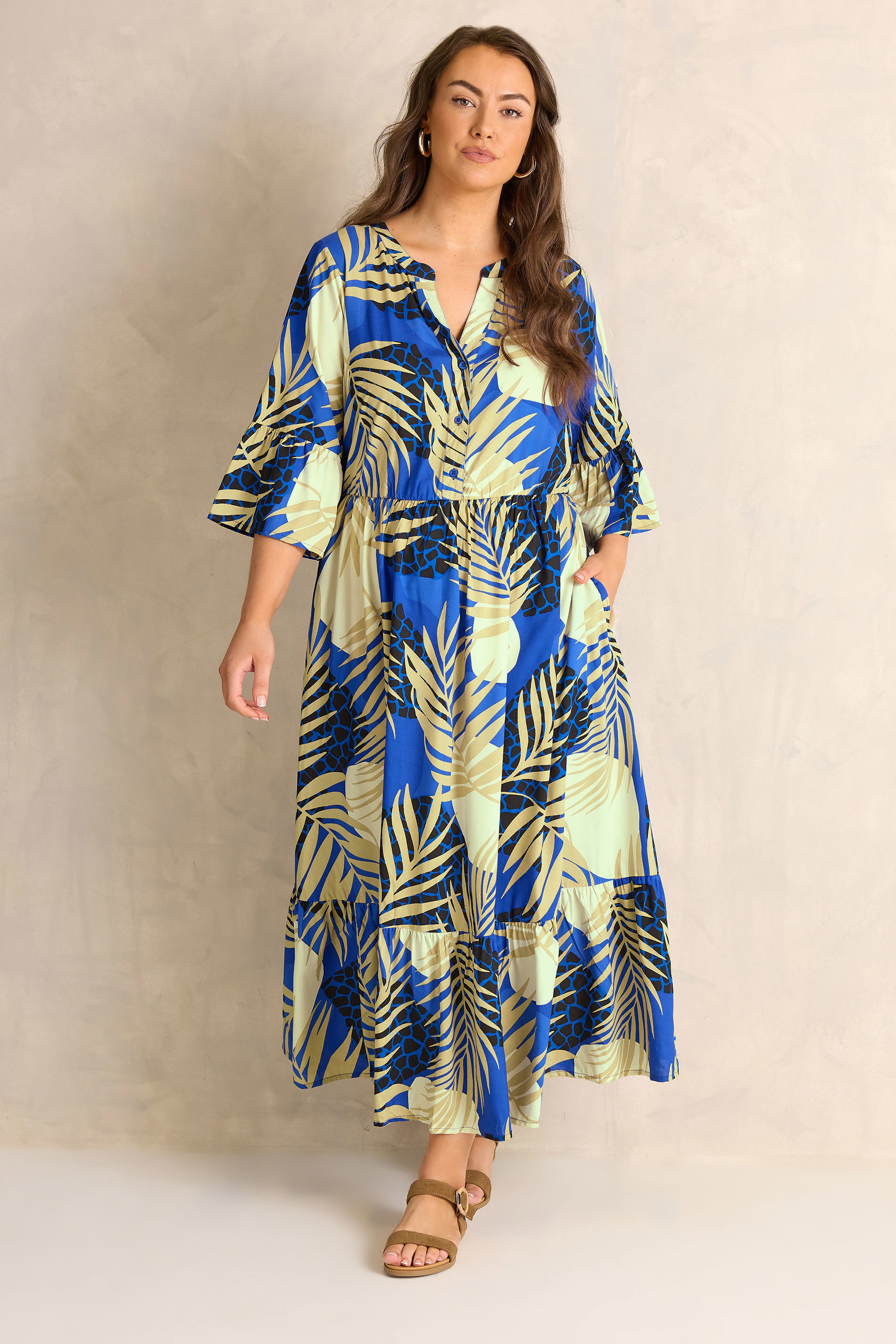EVANS Plus Size Blue Abstract Print Tiered Dress | Evans 1
